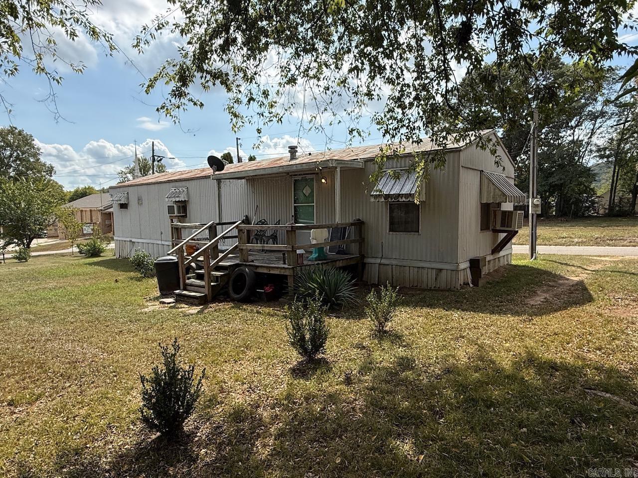 312 S 2nd Street Property Photo 1
