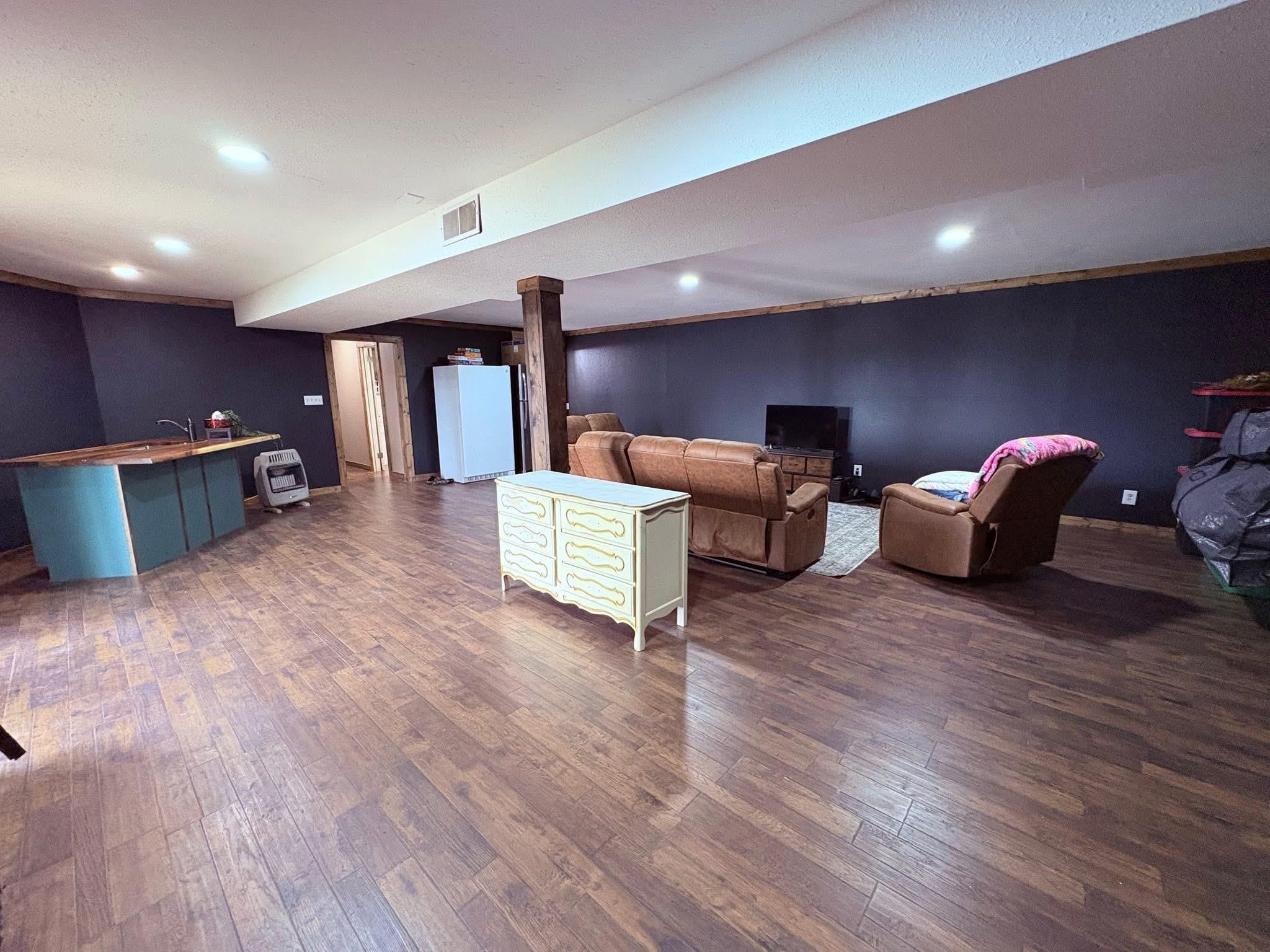 621 Us-62 Property Photo 37