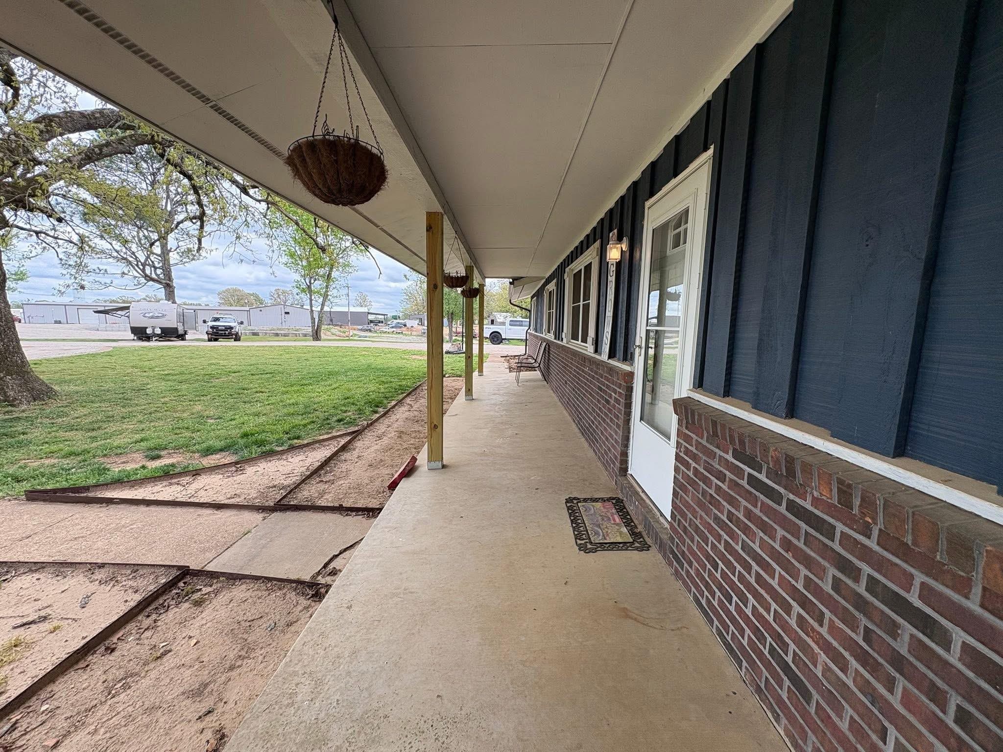 621 Us-62 Property Photo 48