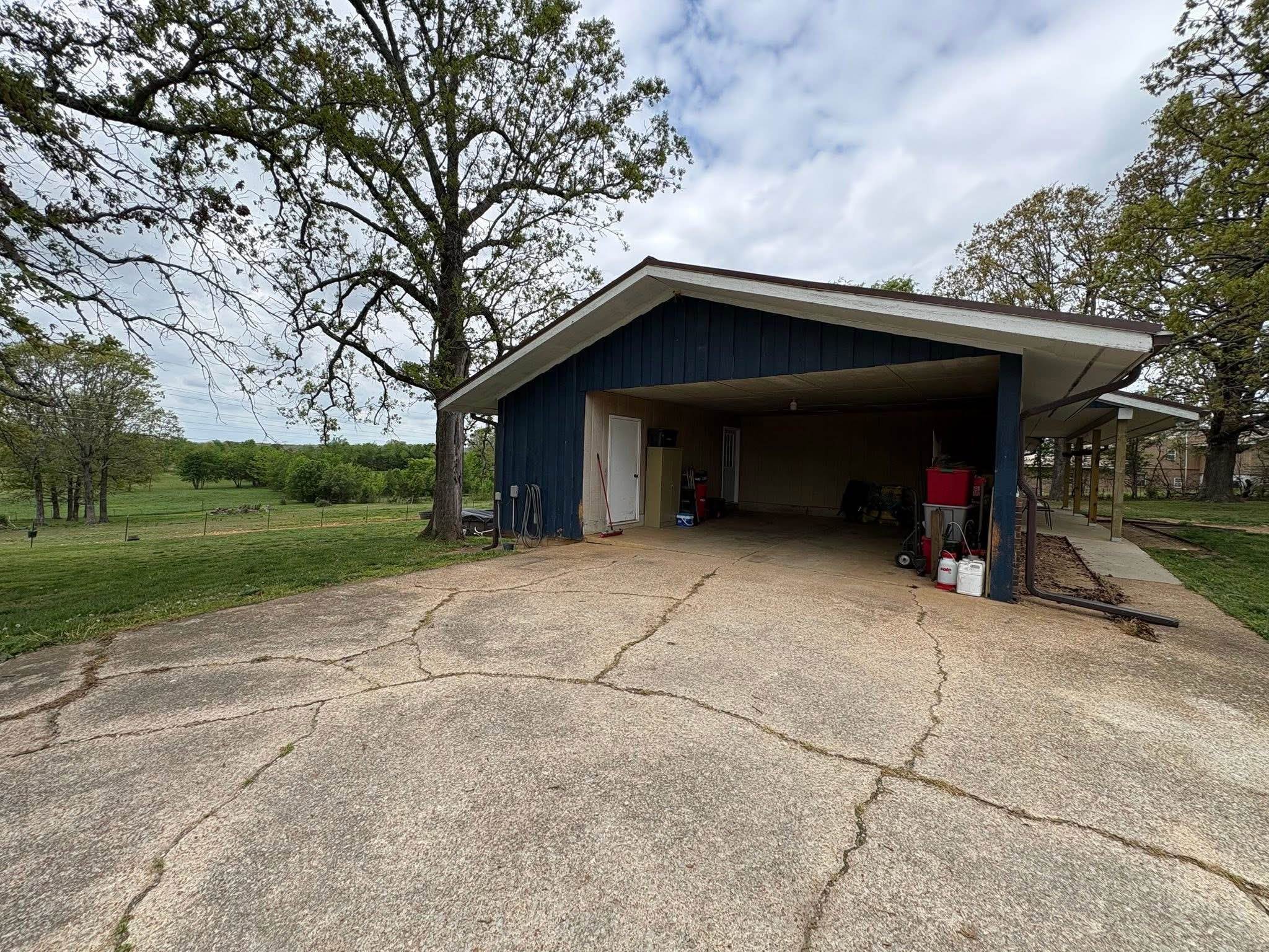 621 Us-62 Property Photo 49
