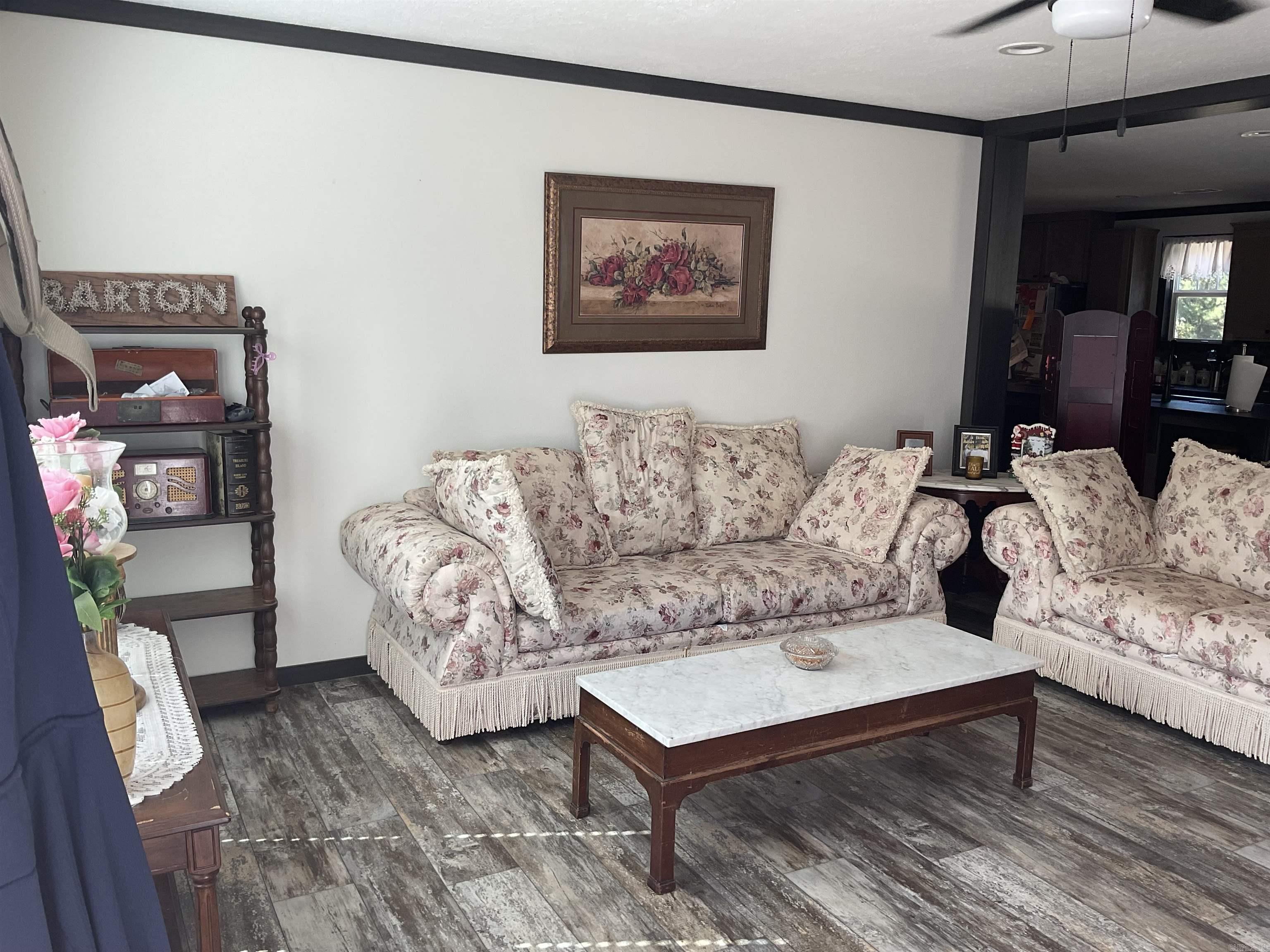 19 White Oak Road Property Photo 11