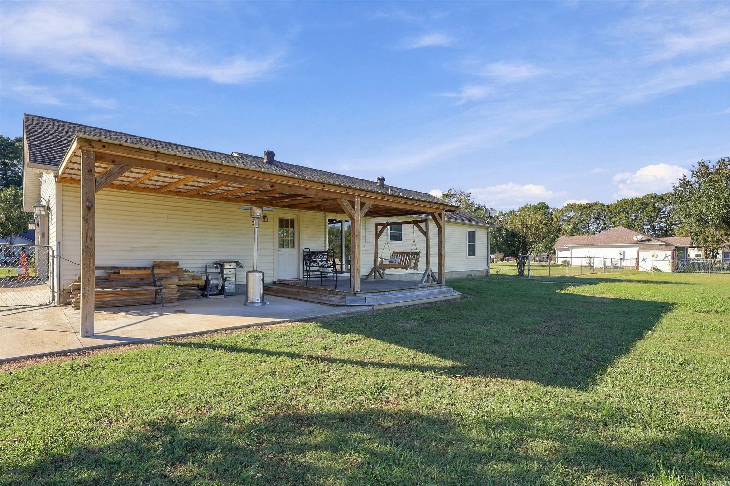 385 Crossroads Property Photo 21