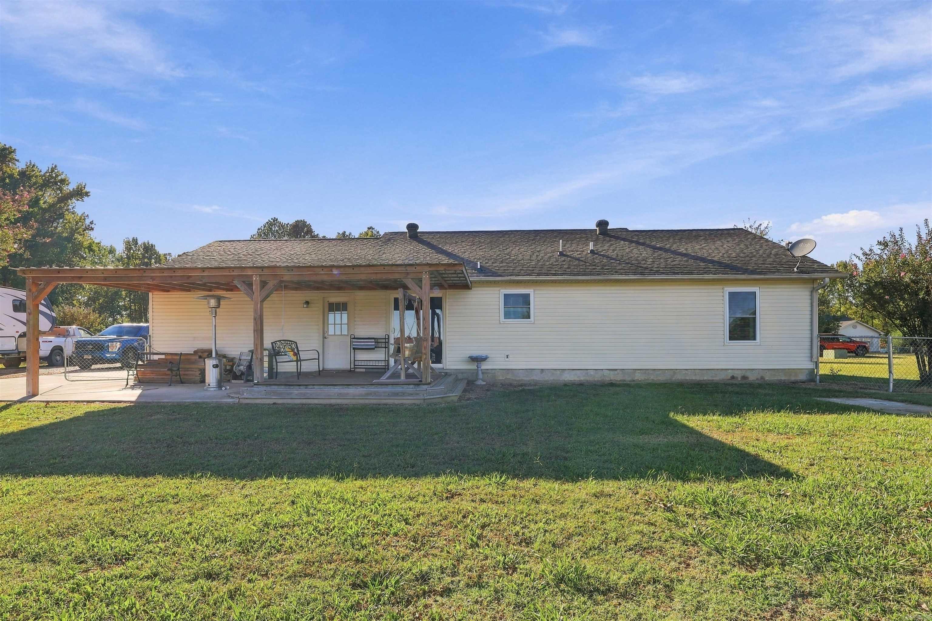 385 Crossroads Property Photo 22