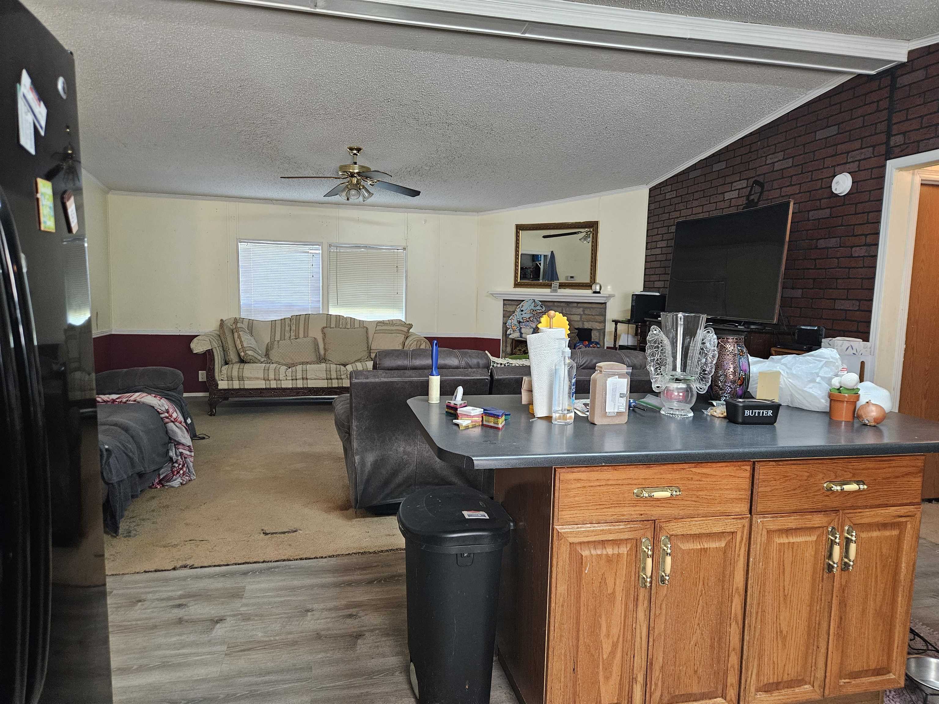 135 Apple Blossom Ln Property Photo 6