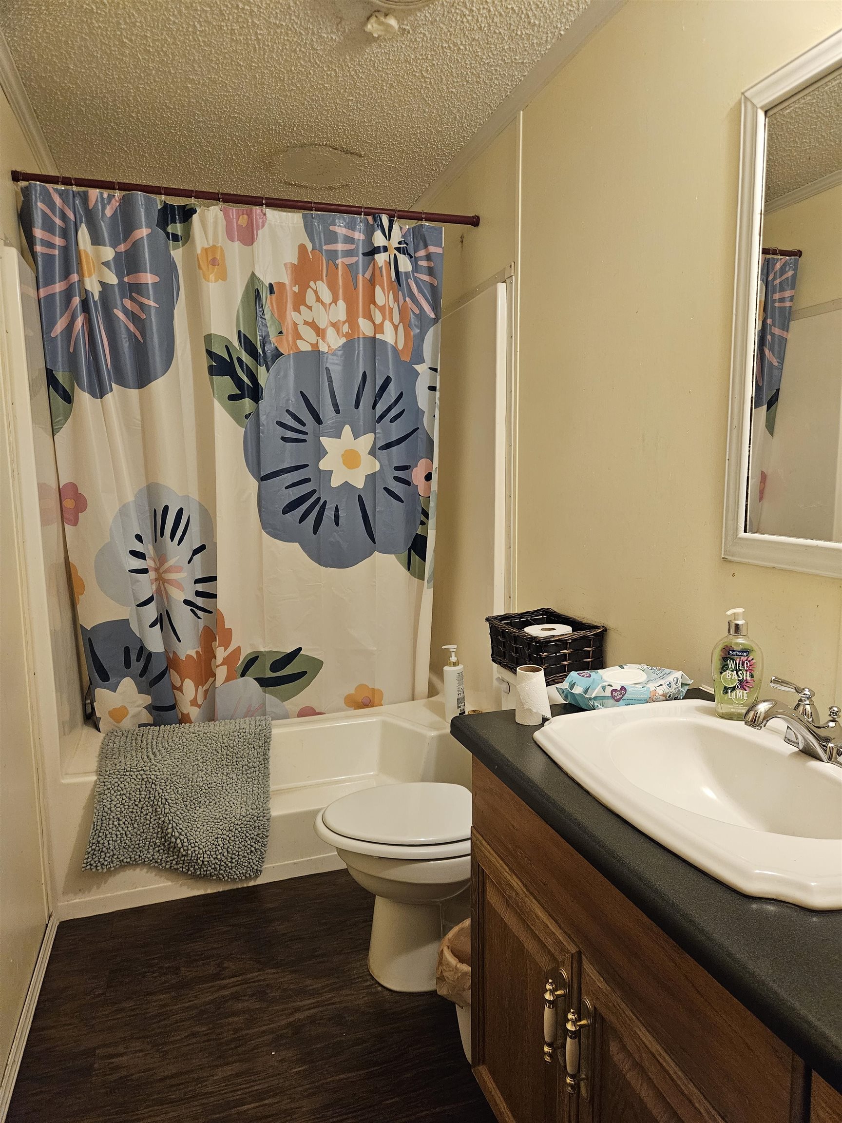 135 Apple Blossom Ln Property Photo 14