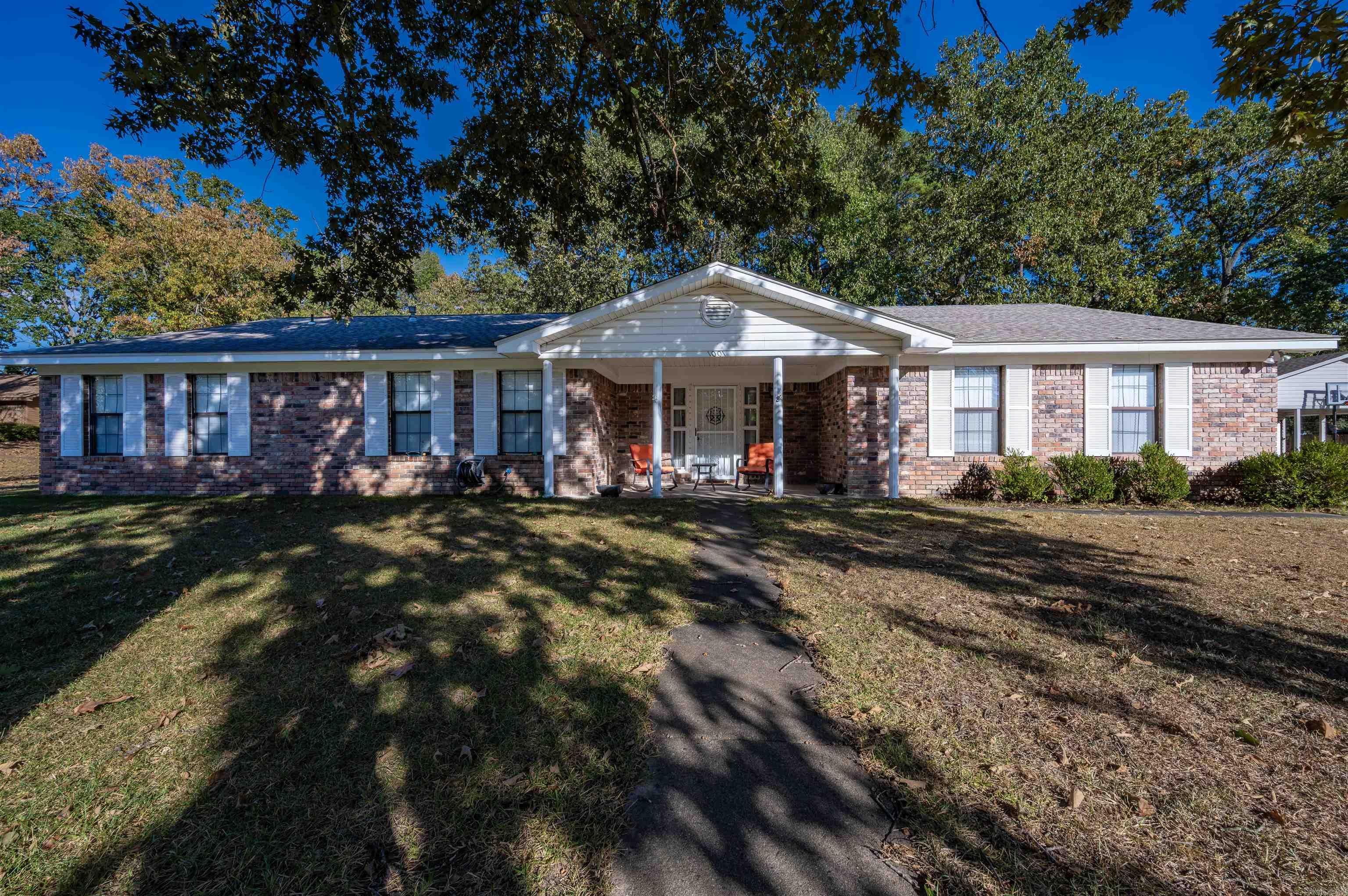 1001 Cara Jane Dr Property Photo 1