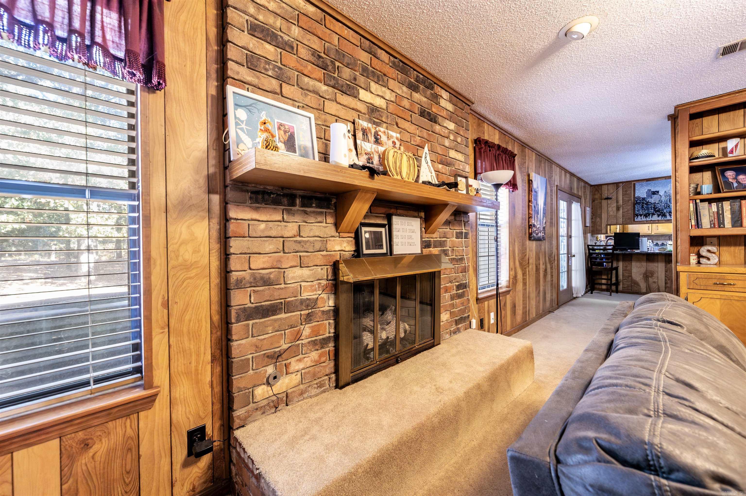 1001 Cara Jane Dr Property Photo 6