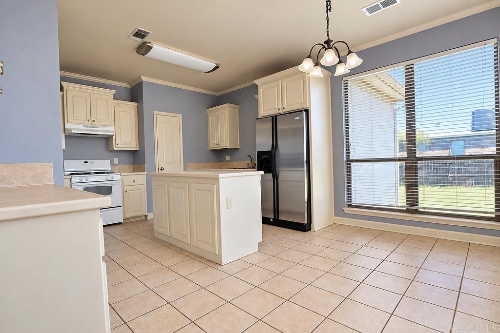 6016 Base Meadows Dr Property Photo 8