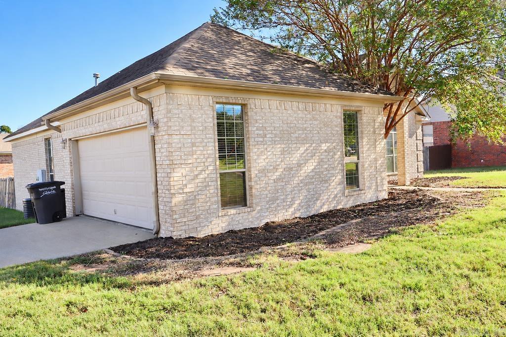 6016 Base Meadows Dr Property Photo 34
