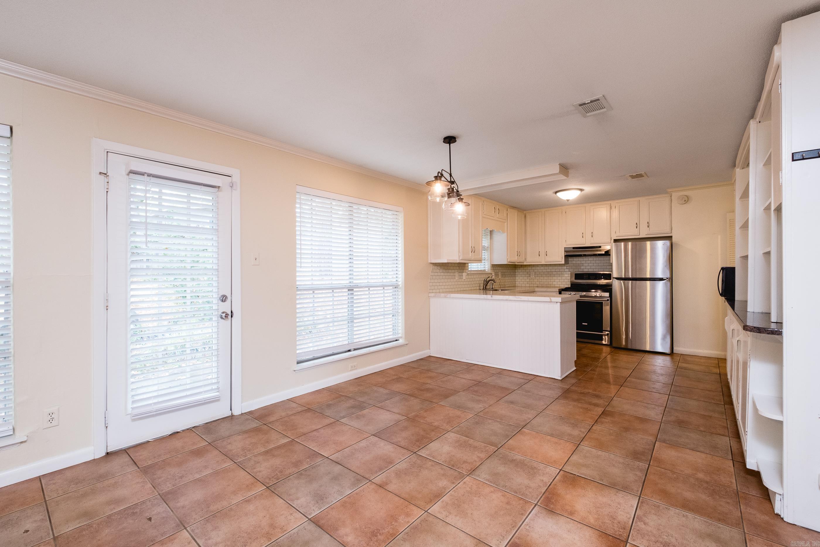44 Bradford Drive Property Photo 13