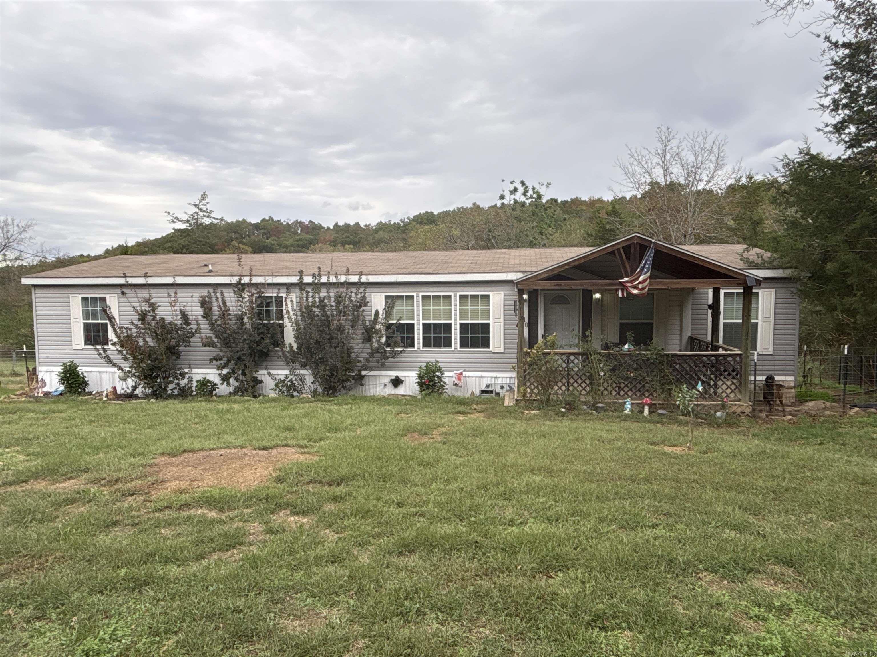 1710 Woodland Drive Property Photo 1
