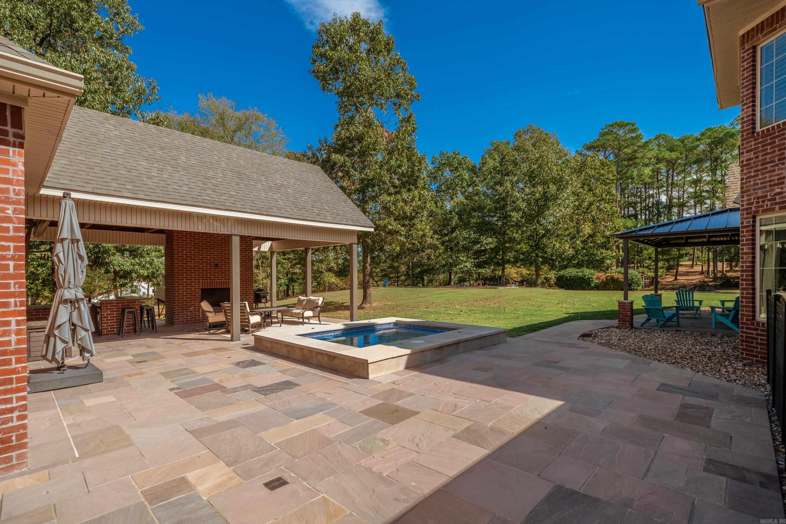 152 Fox Glen Trail Property Photo 42