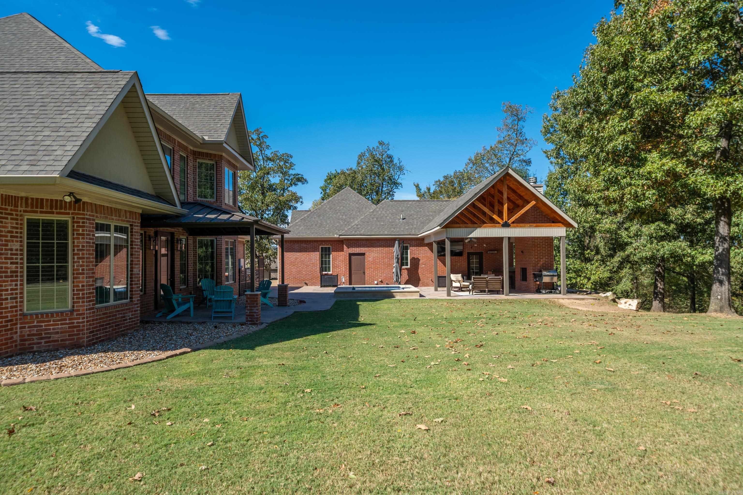 152 Fox Glen Trail Property Photo 49