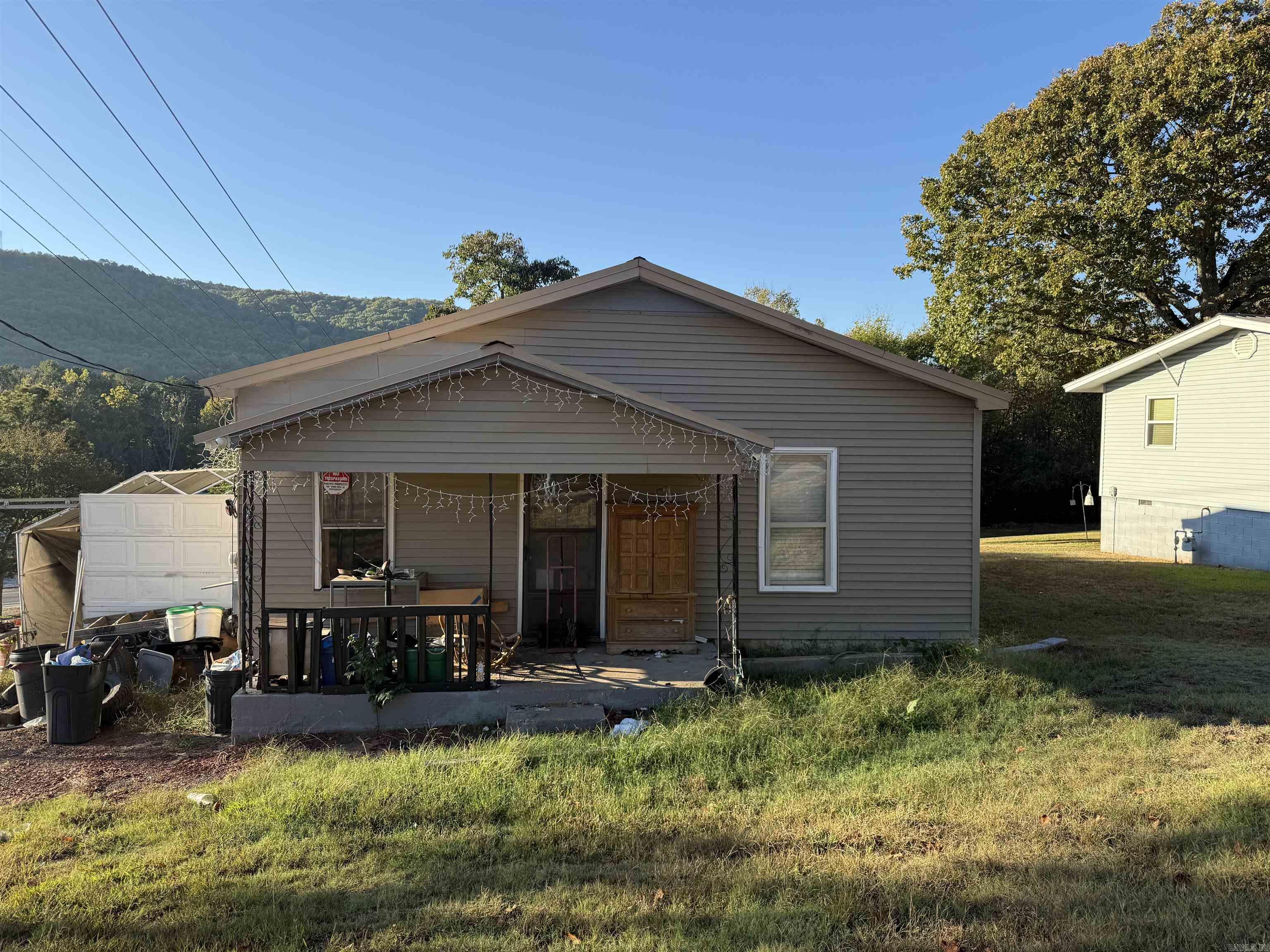 539 E Sugarloaf Property Photo 1