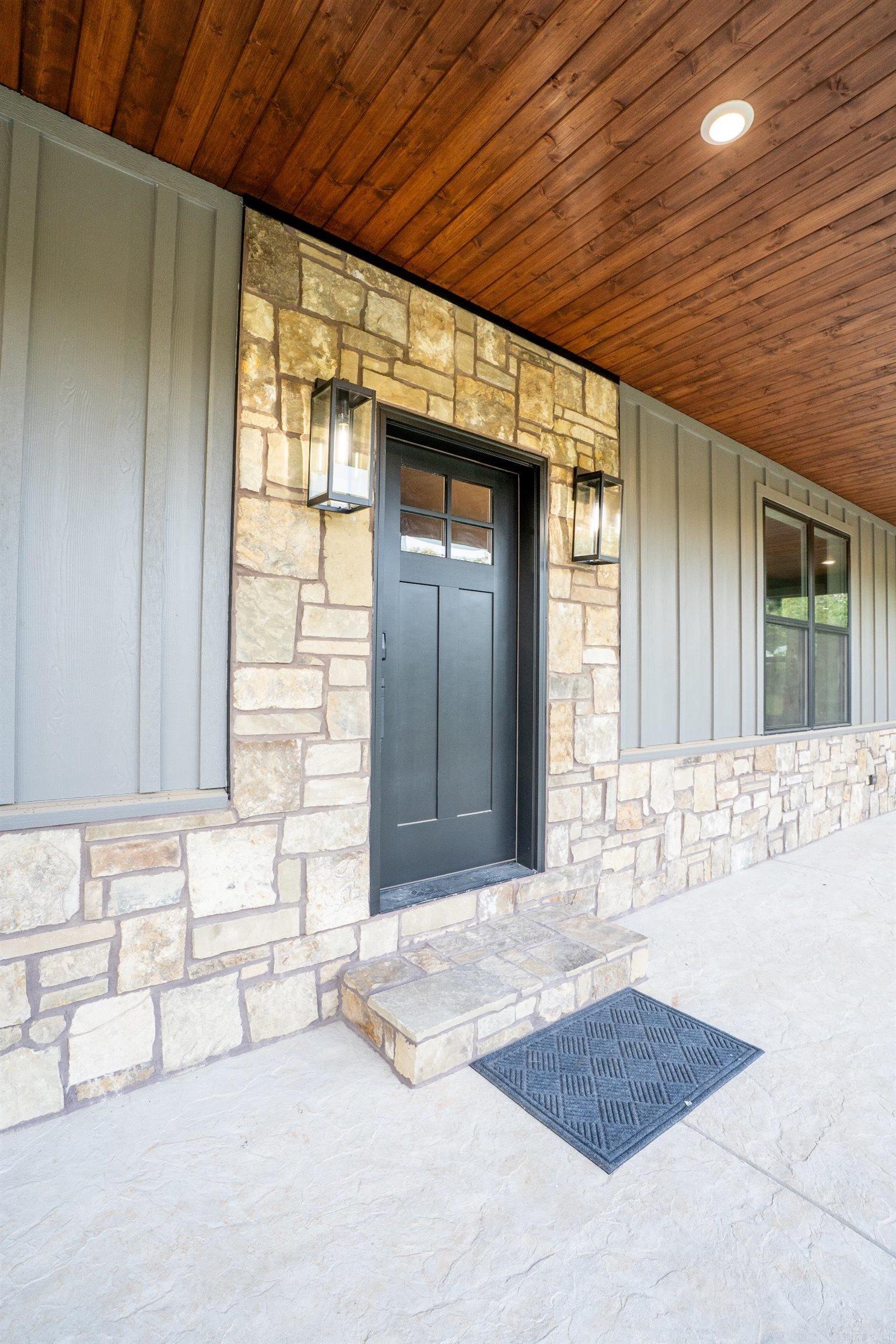 1902 N Double Springs Road Property Photo 6