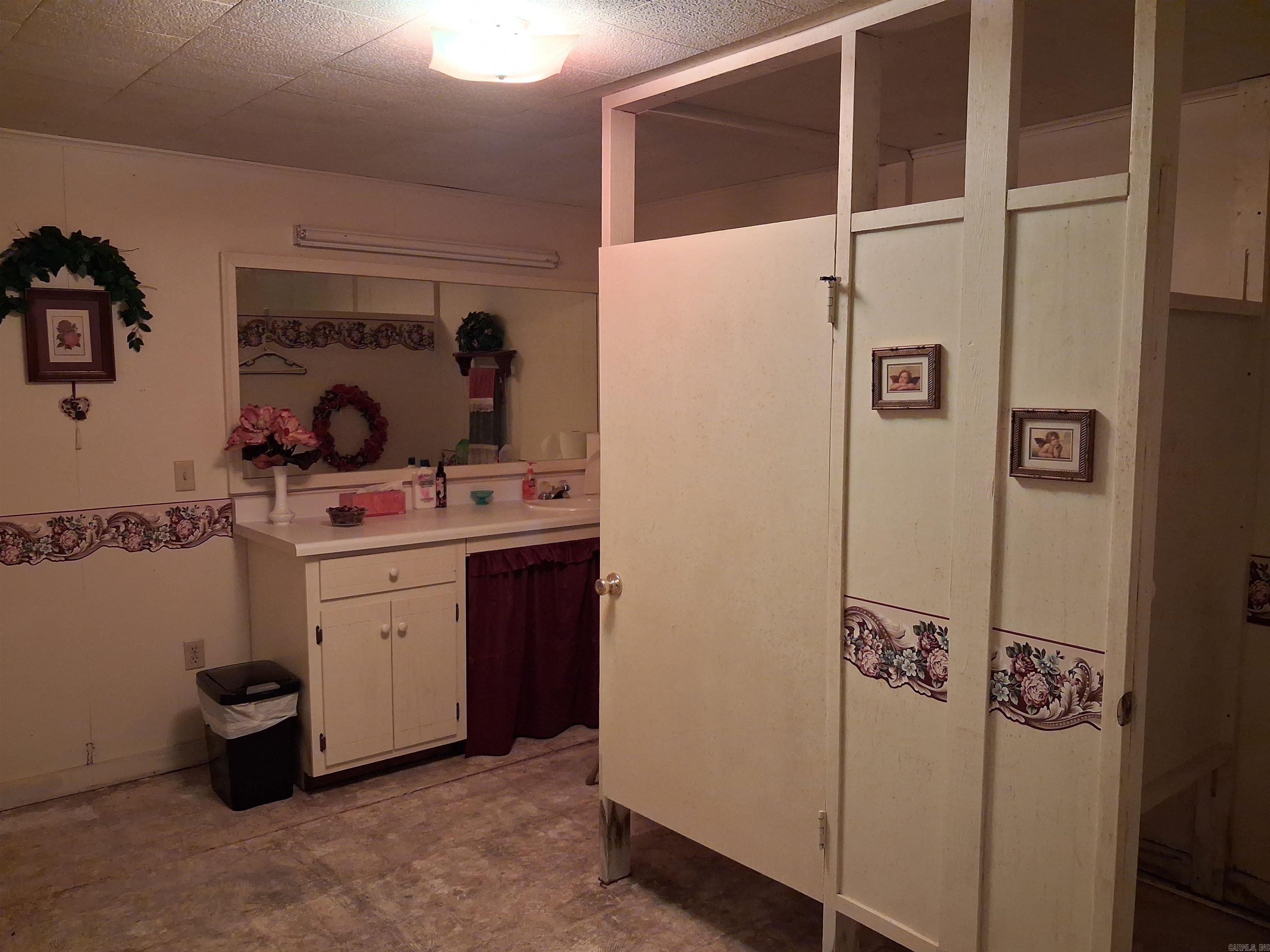 396 Hwy 70 E Property Photo 8