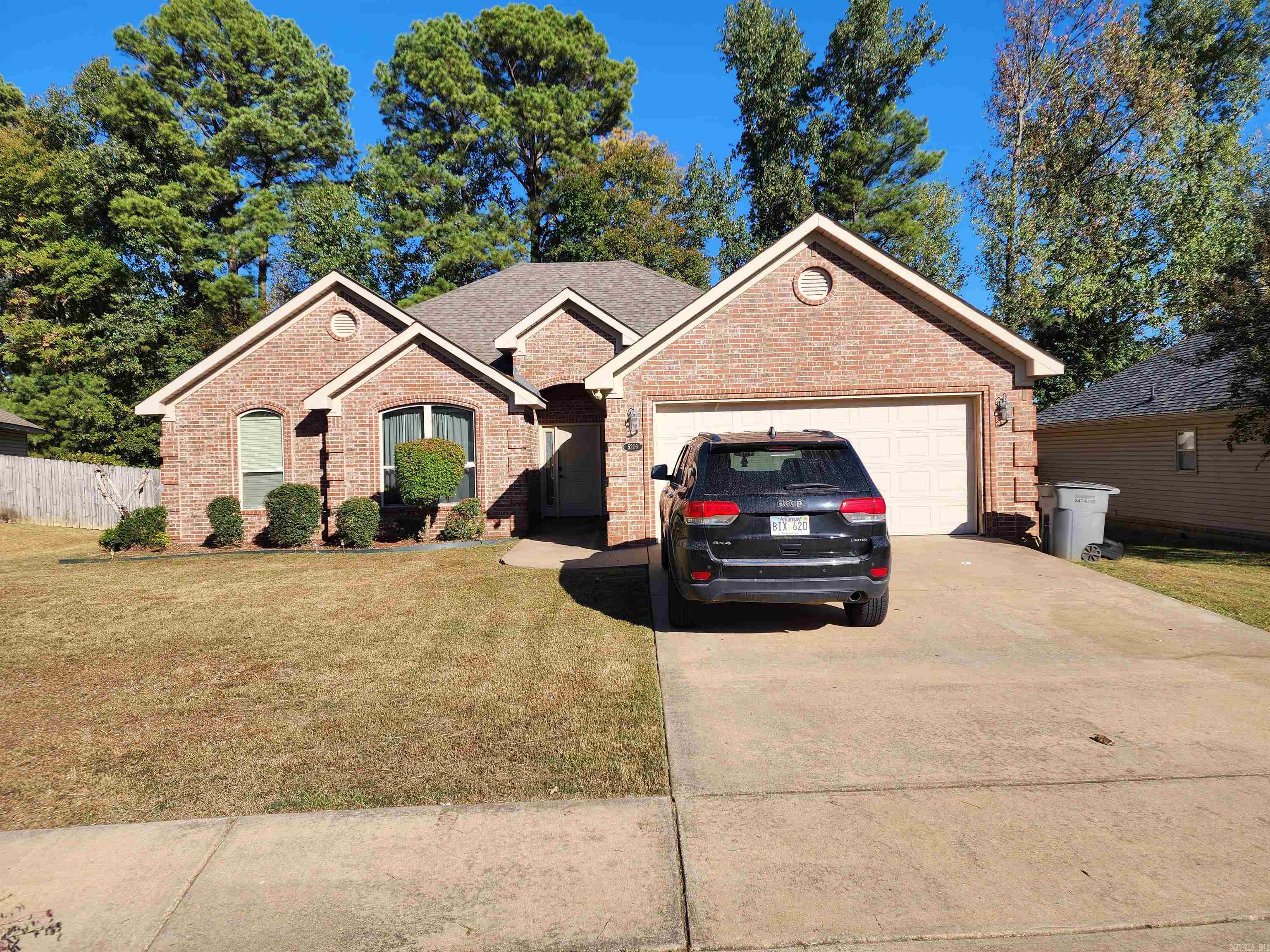 5209 Natalie Dr Property Photo 1