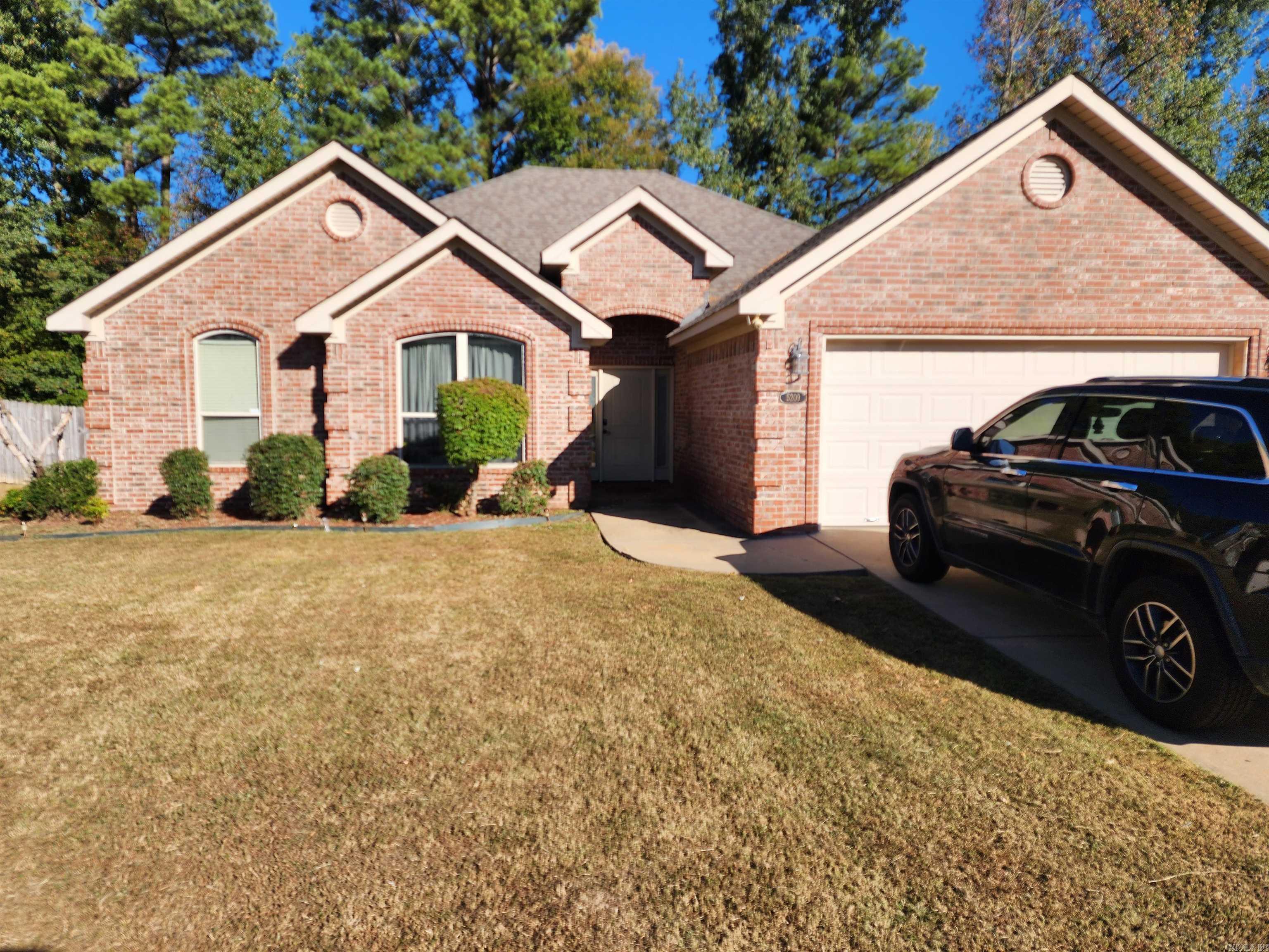 5209 Natalie Dr Property Photo 2