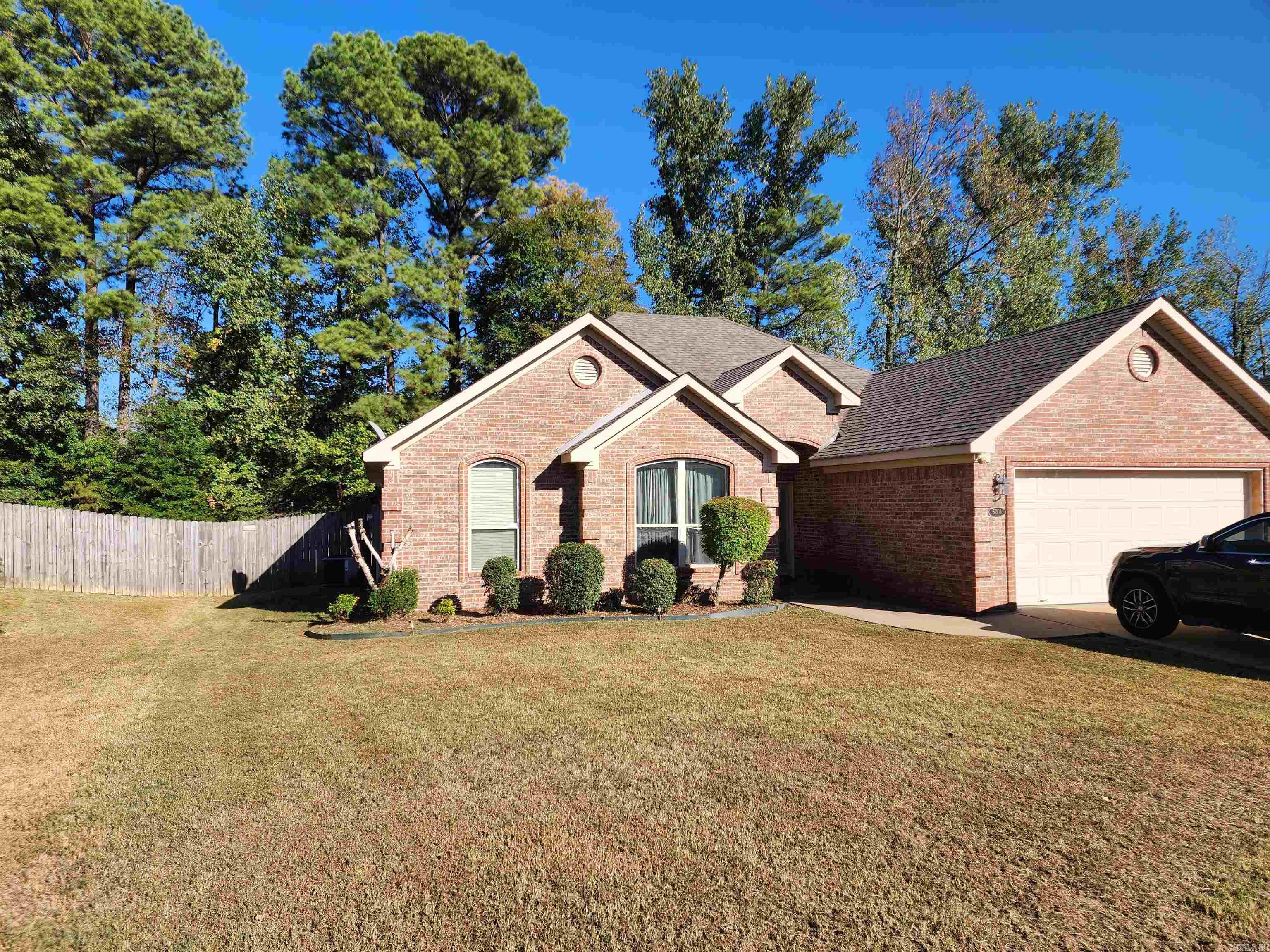 5209 Natalie Dr Property Photo 5