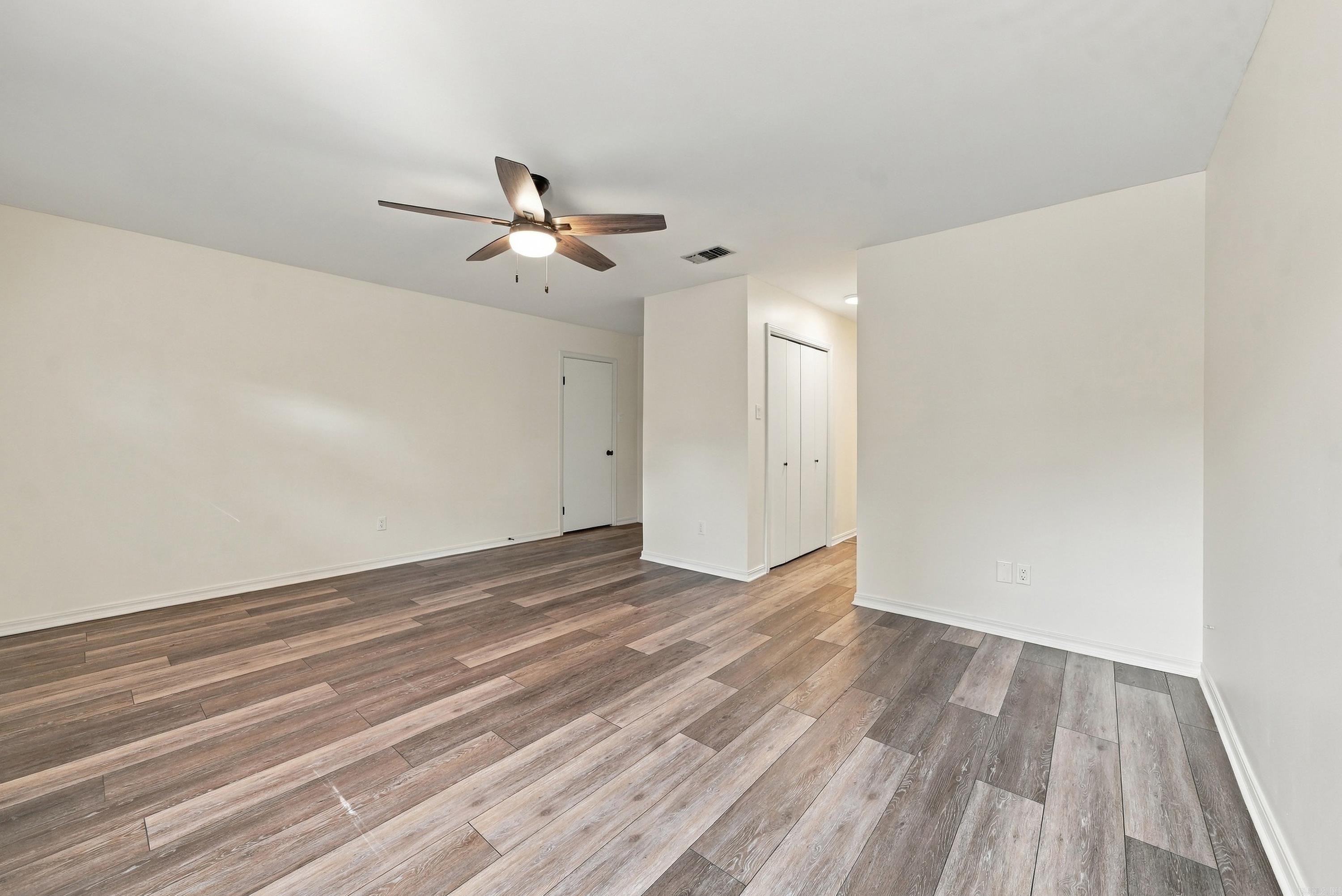 7 Wabash Cv Property Photo 11