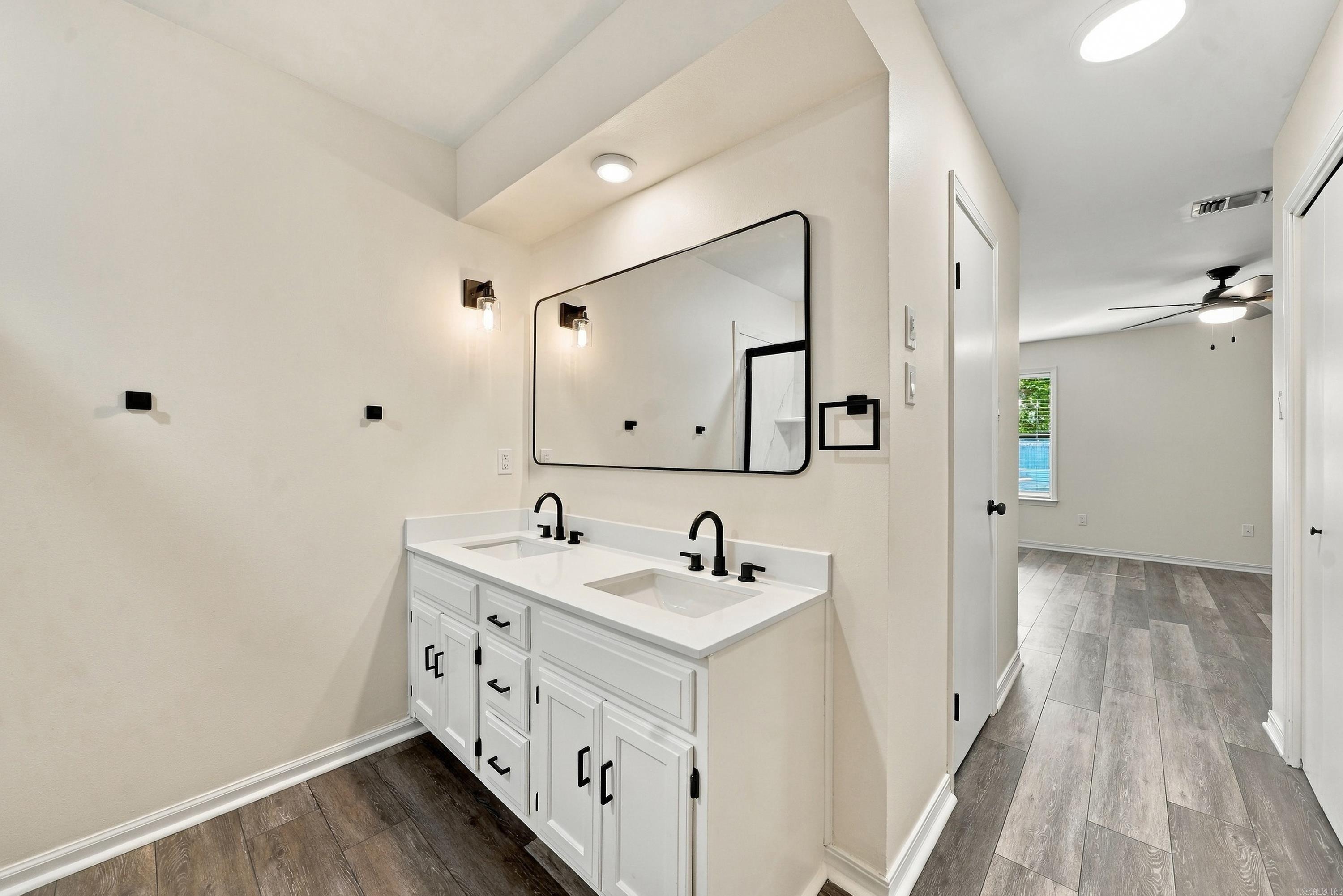 7 Wabash Cv Property Photo 14