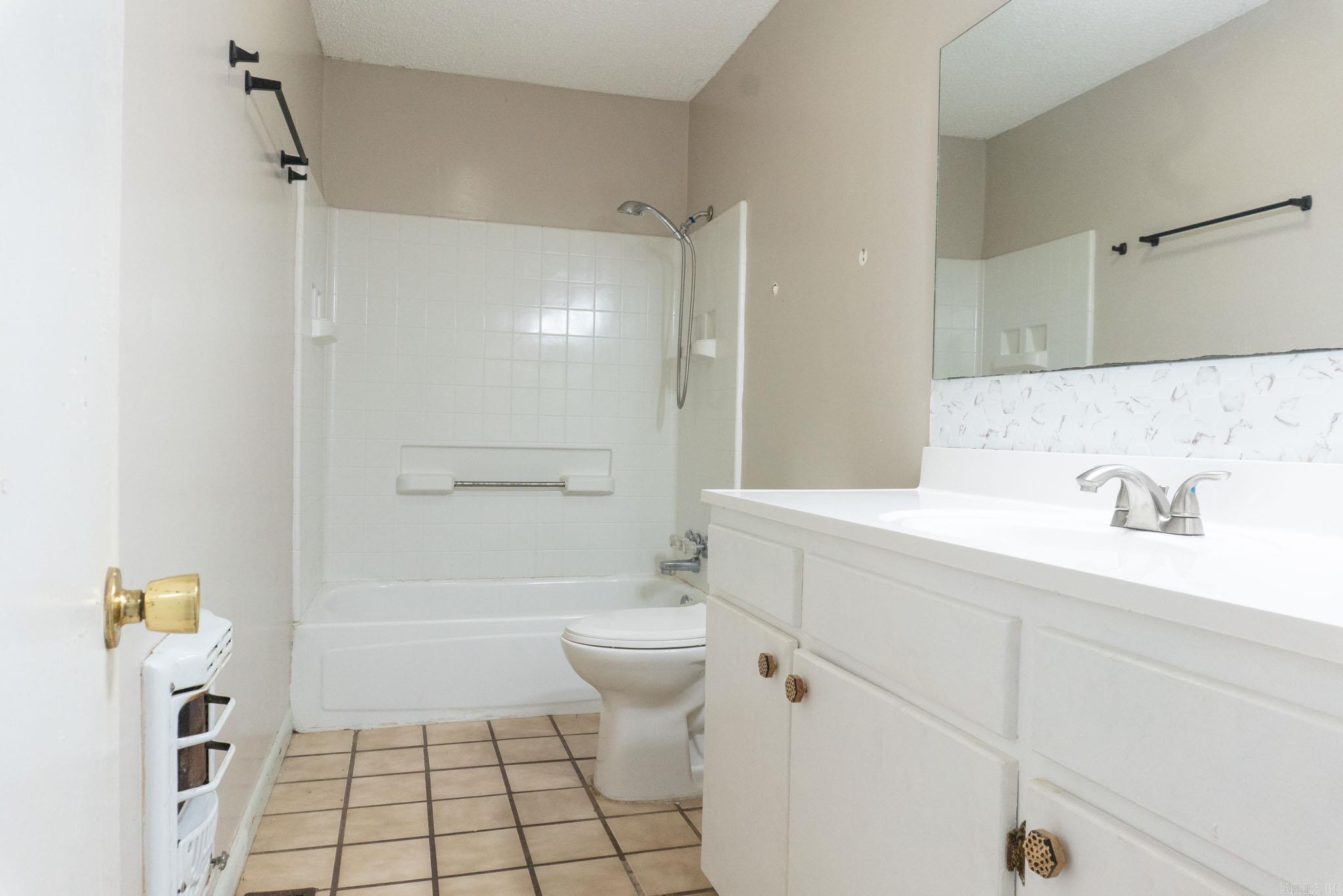 1005 N Walkers Corner Property Photo 19