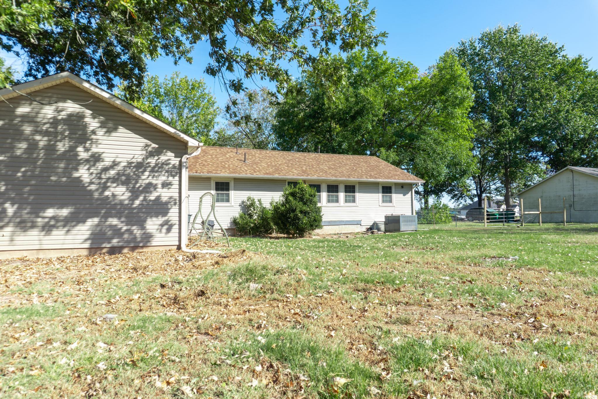 1005 N Walkers Corner Property Photo 33