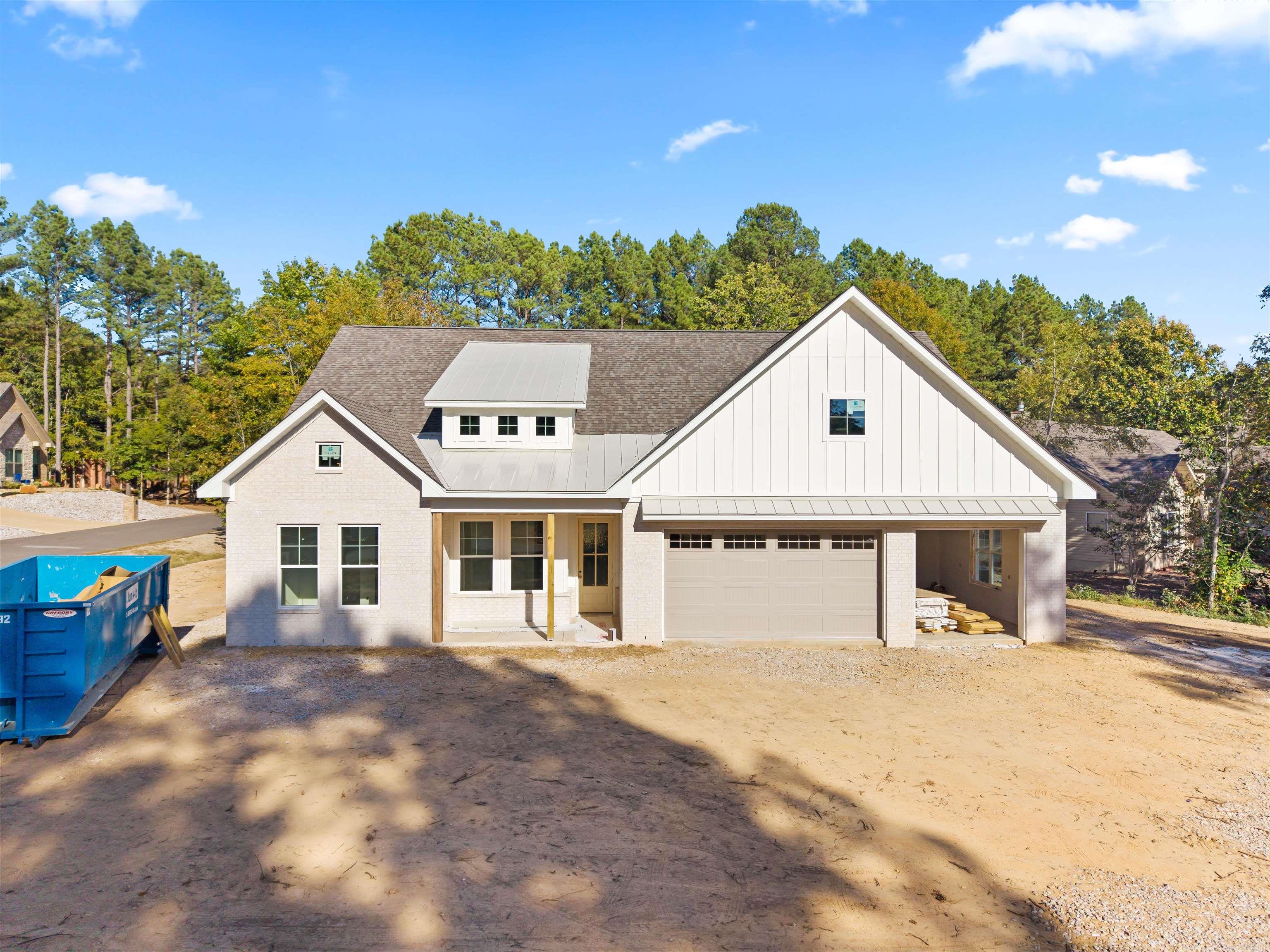 100 Panorama Drive Property Photo 1