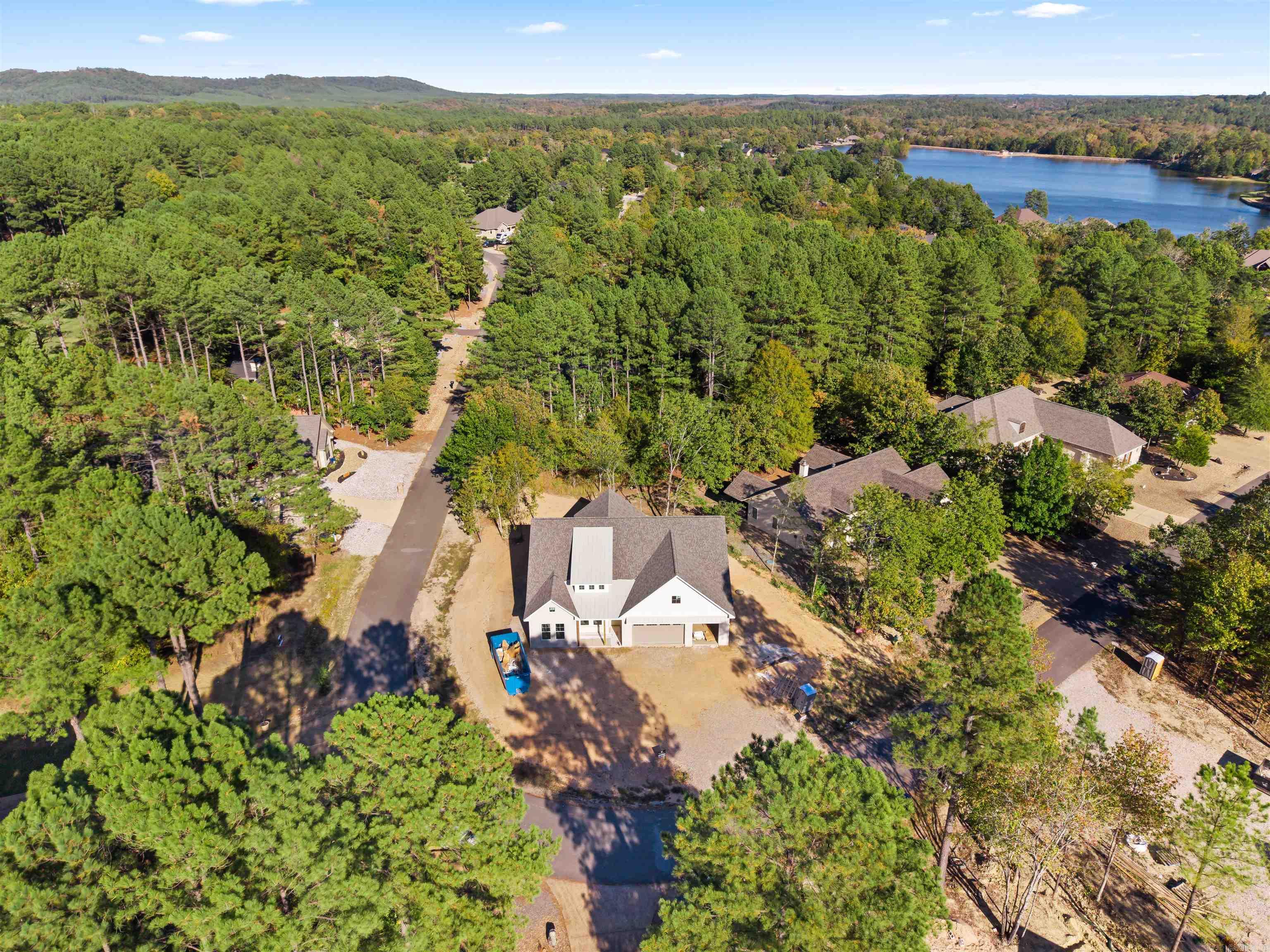 100 Panorama Drive Property Photo 3
