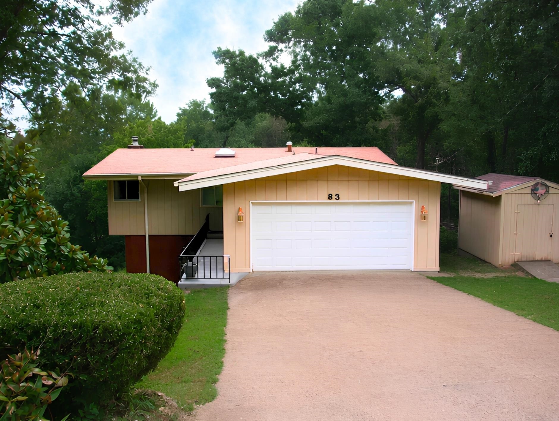 83 Flathead Drive Property Photo 1