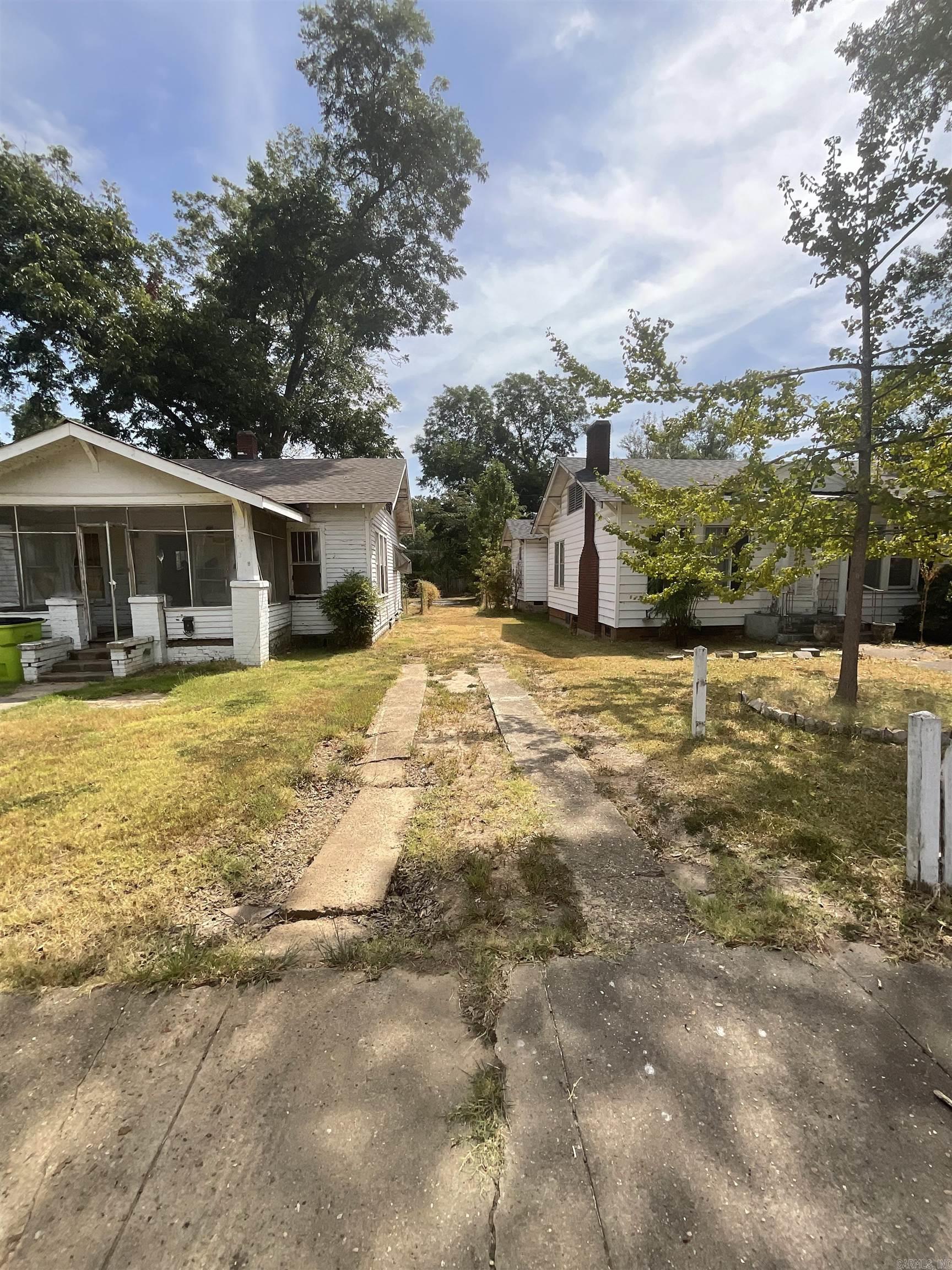 809 S Lowe Street Property Photo 17