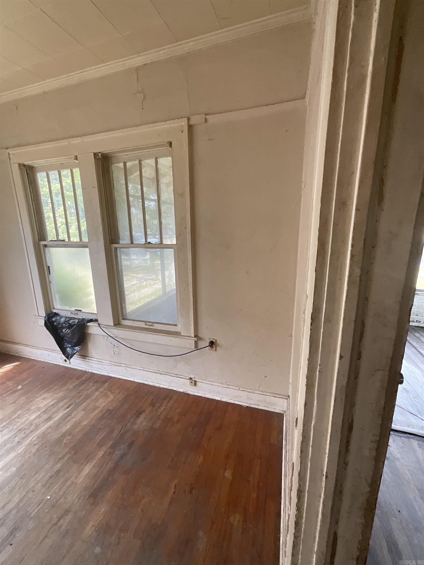 809 S Lowe Street Property Photo 25