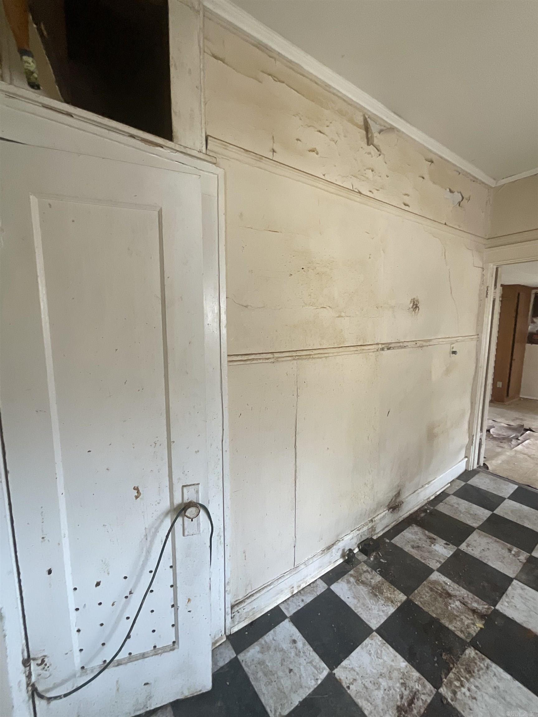 809 S Lowe Street Property Photo 32