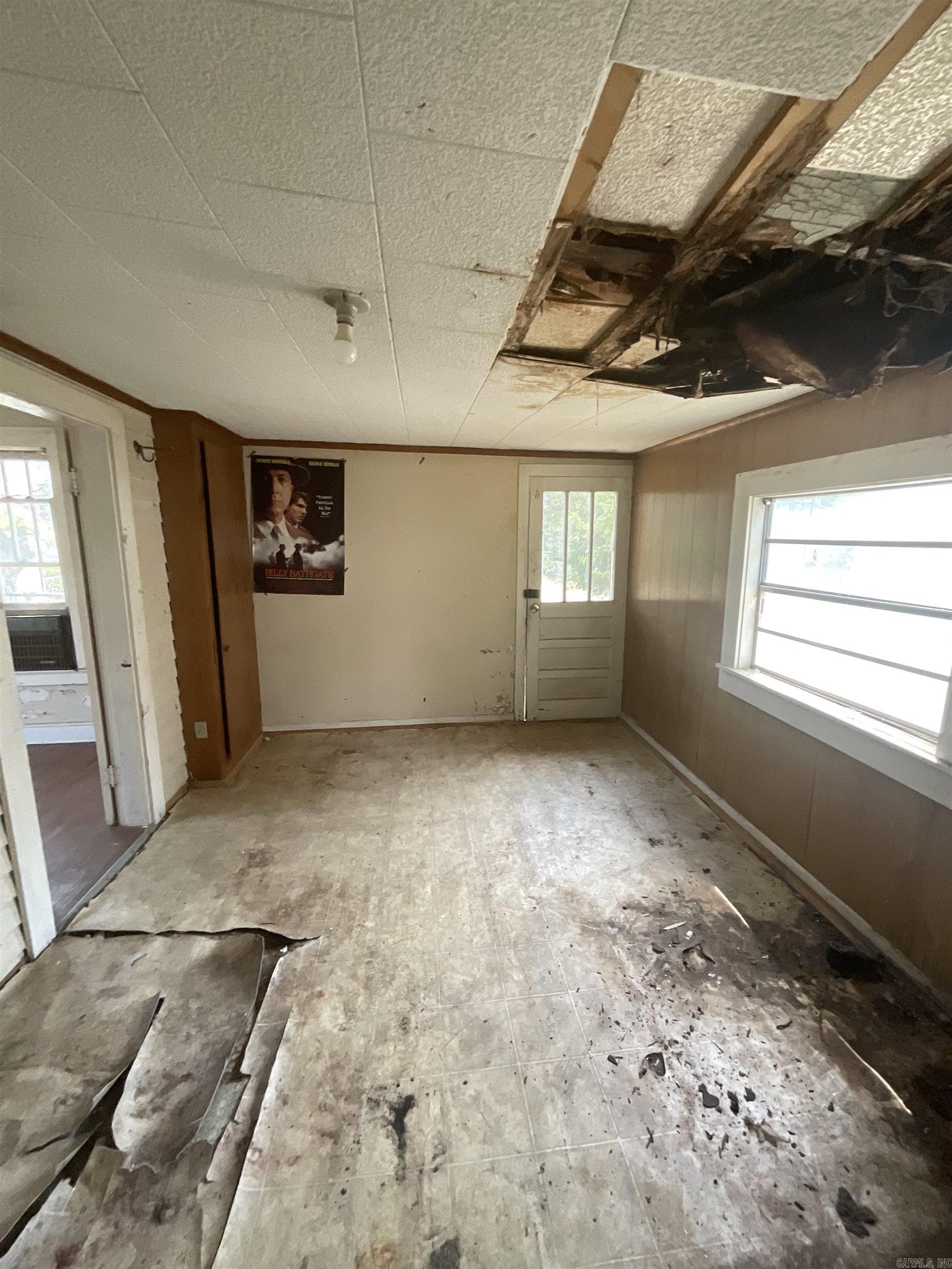 809 S Lowe Street Property Photo 37