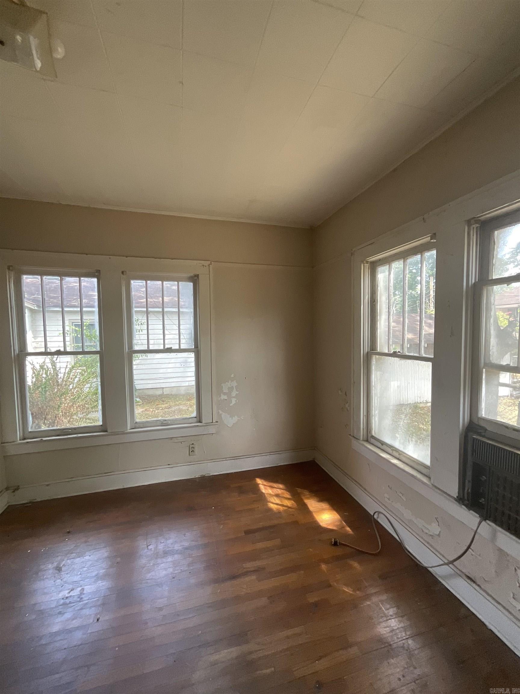 809 S Lowe Street Property Photo 42