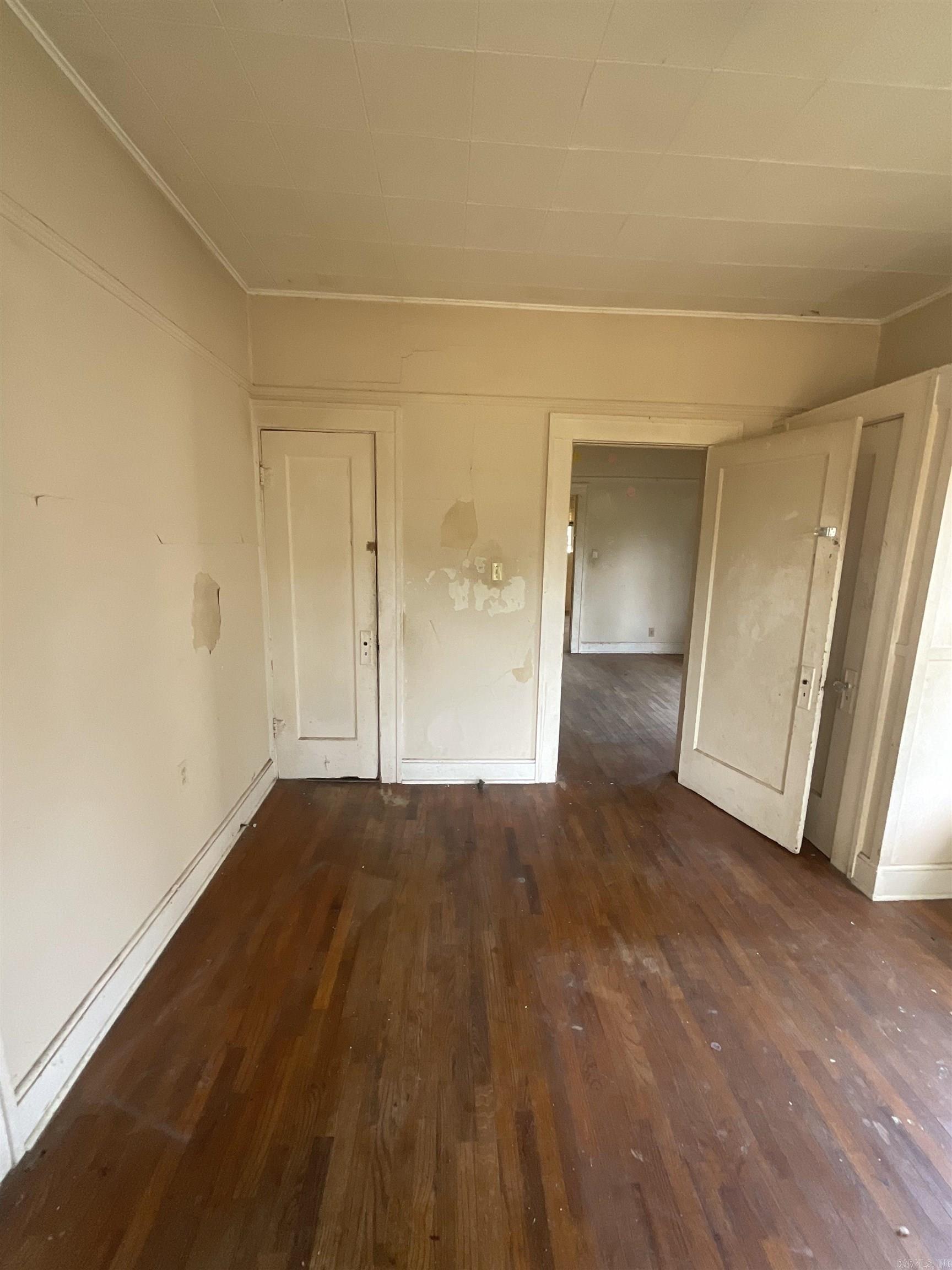 809 S Lowe Street Property Photo 44