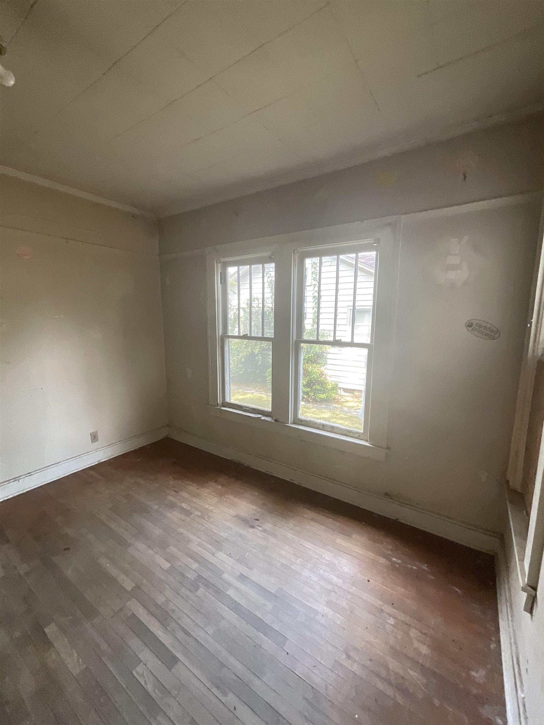 809 S Lowe Street Property Photo 47