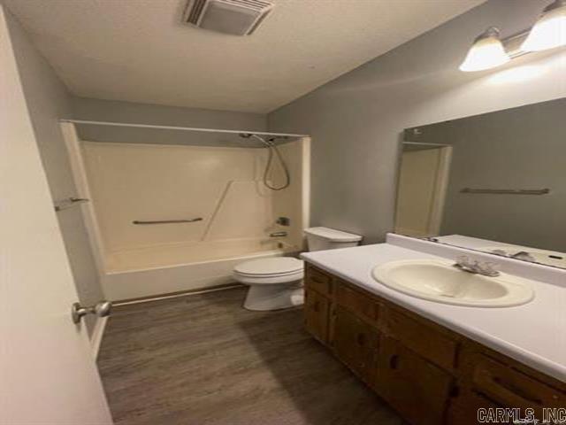 77 B Liberty Lane Property Photo 7