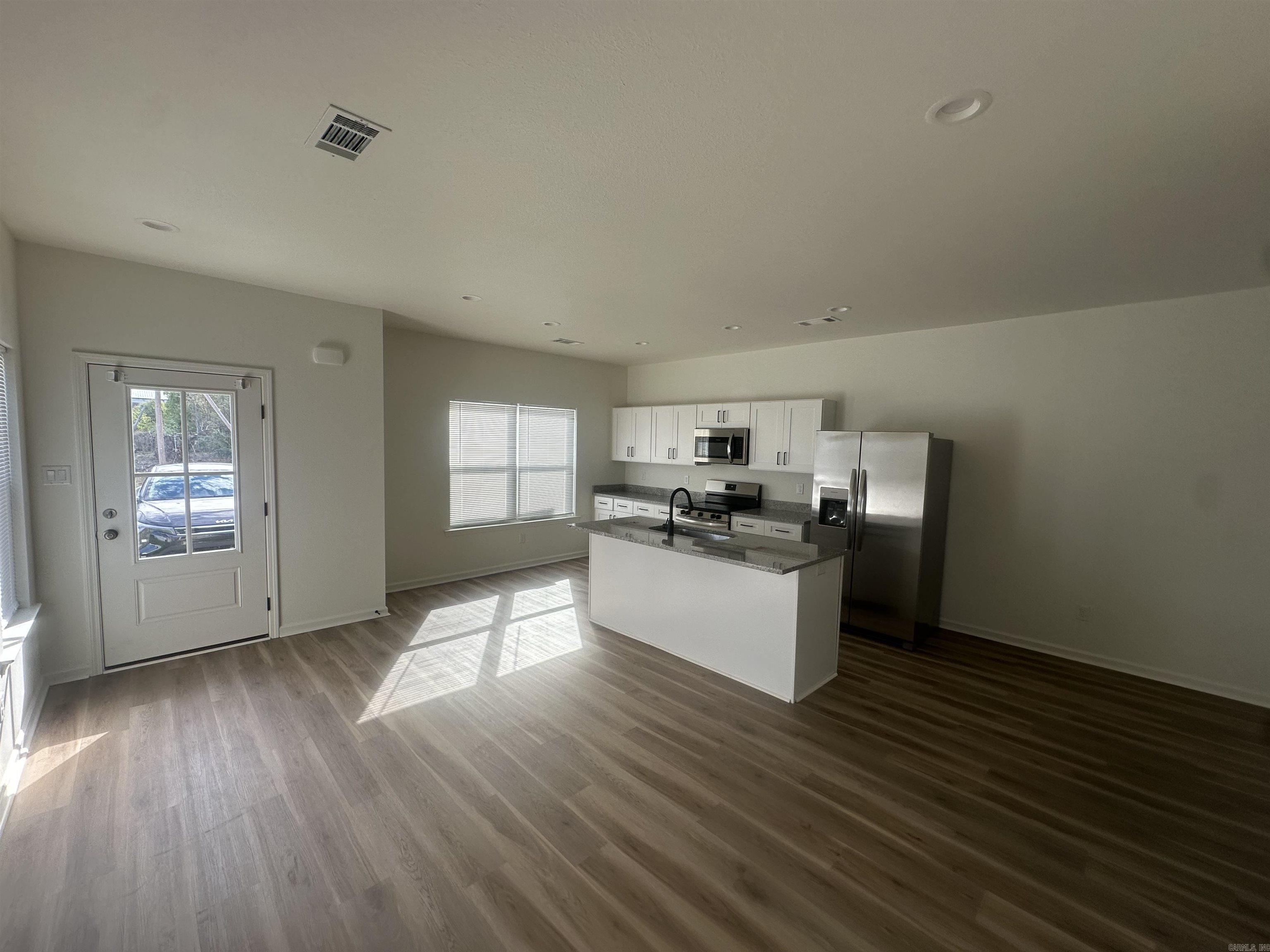 1016 S Ringo #a Street A Property Photo 3