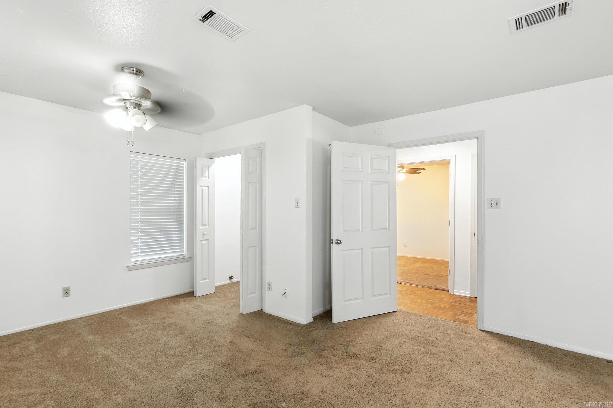12621 Valleywood Drive Property Photo 5