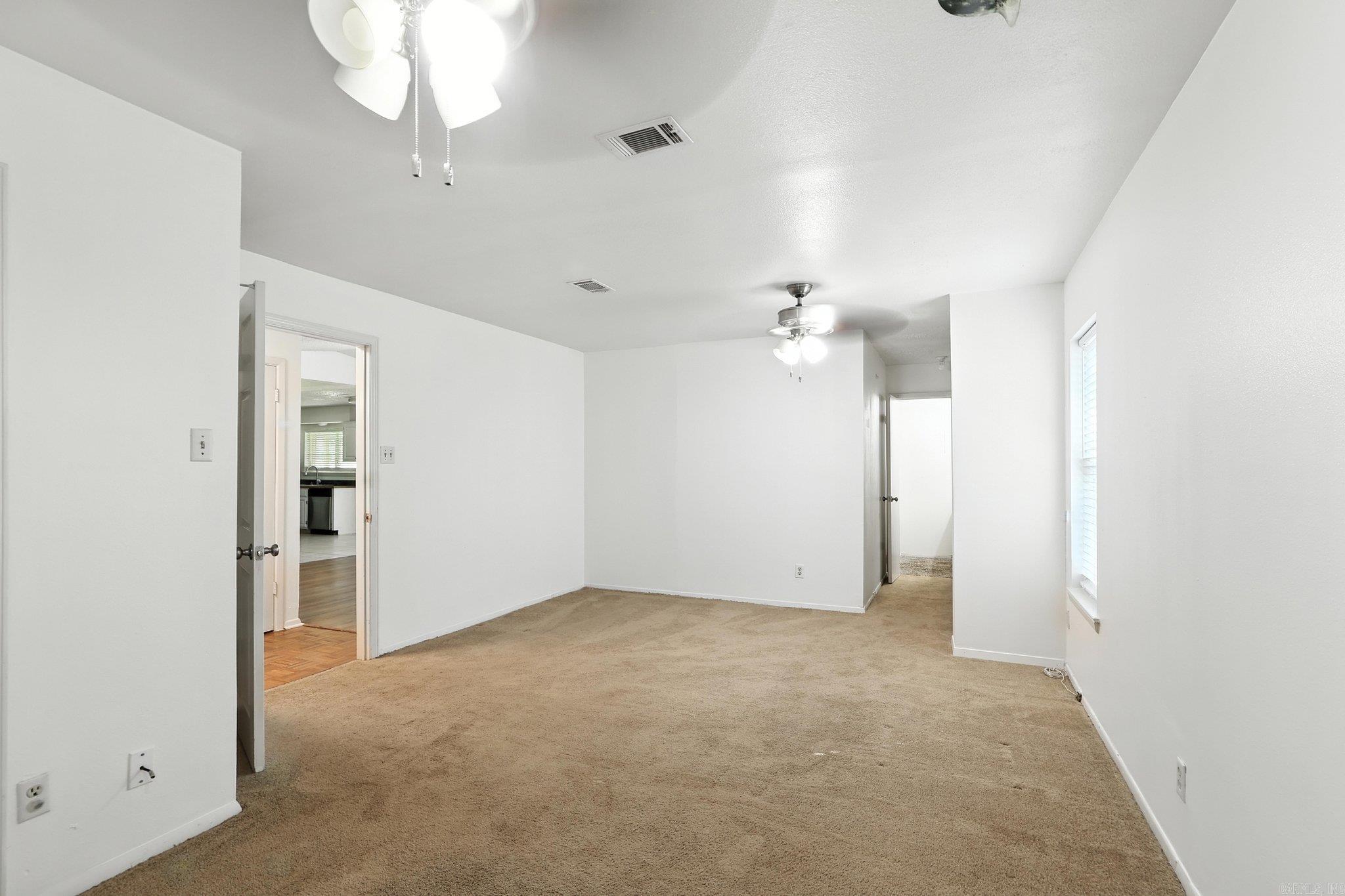 12621 Valleywood Drive Property Photo 6