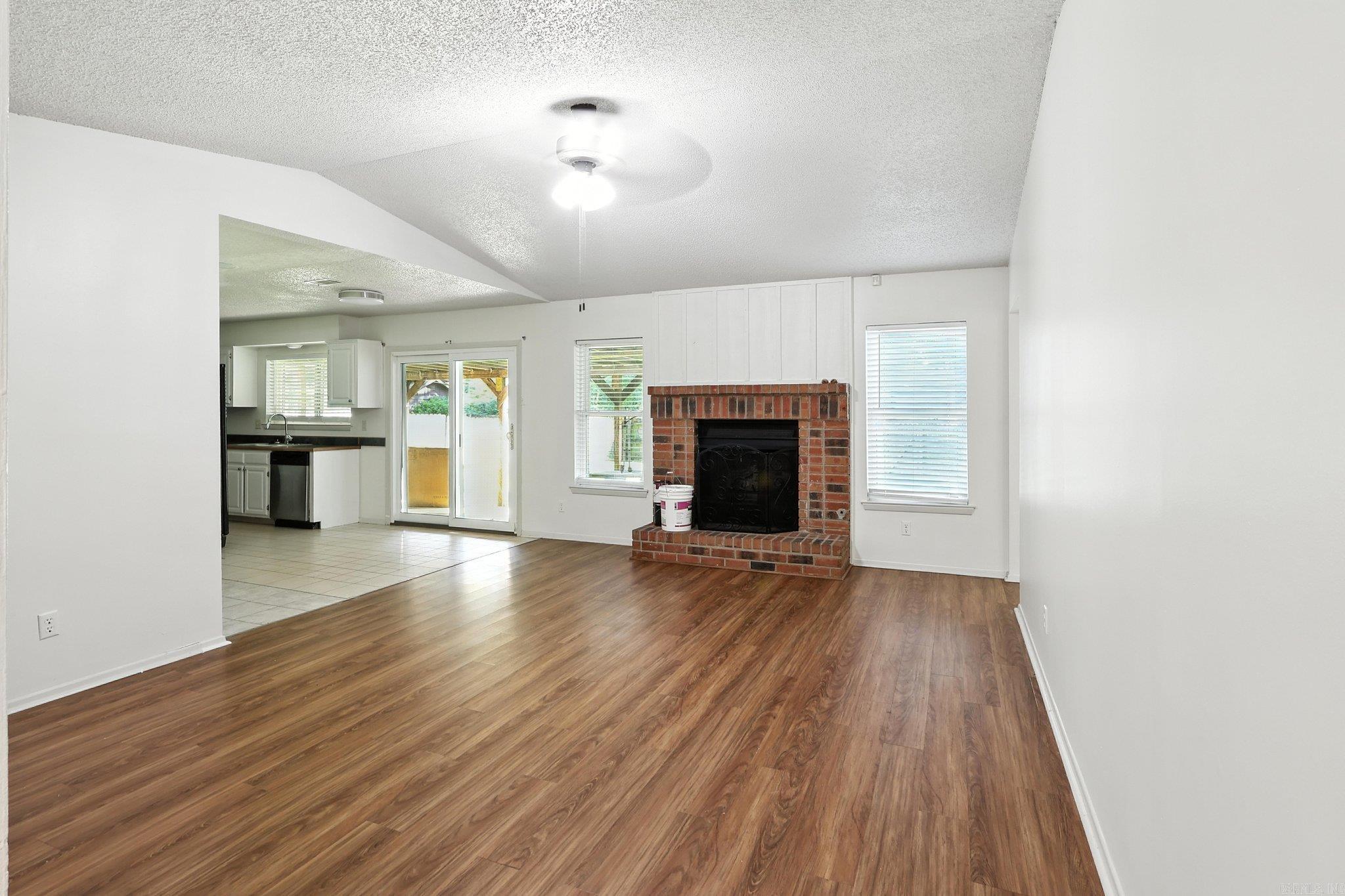 12621 Valleywood Drive Property Photo 11