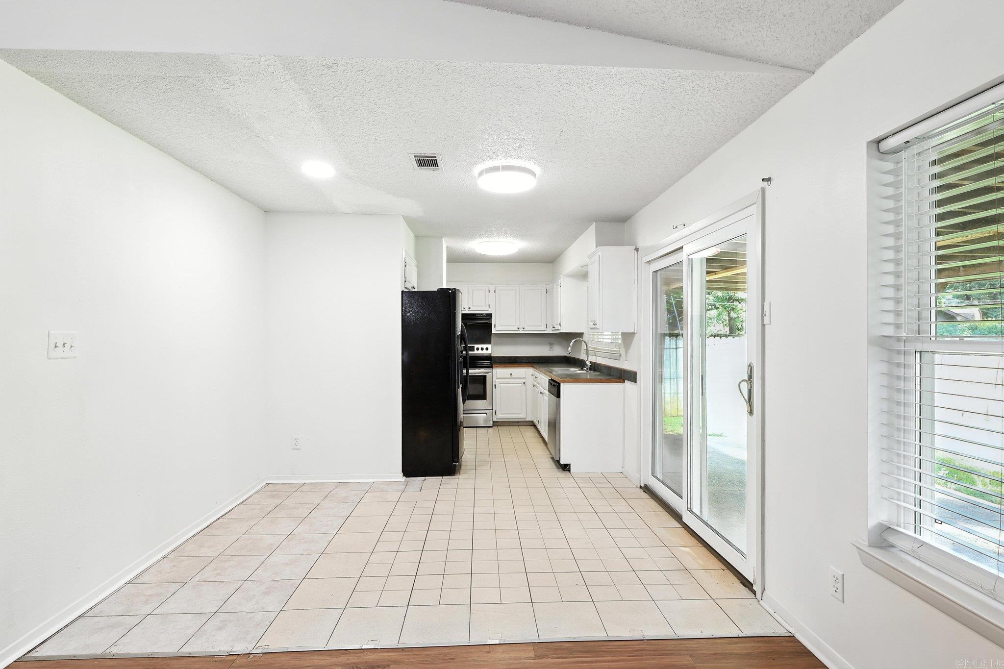 12621 Valleywood Drive Property Photo 18