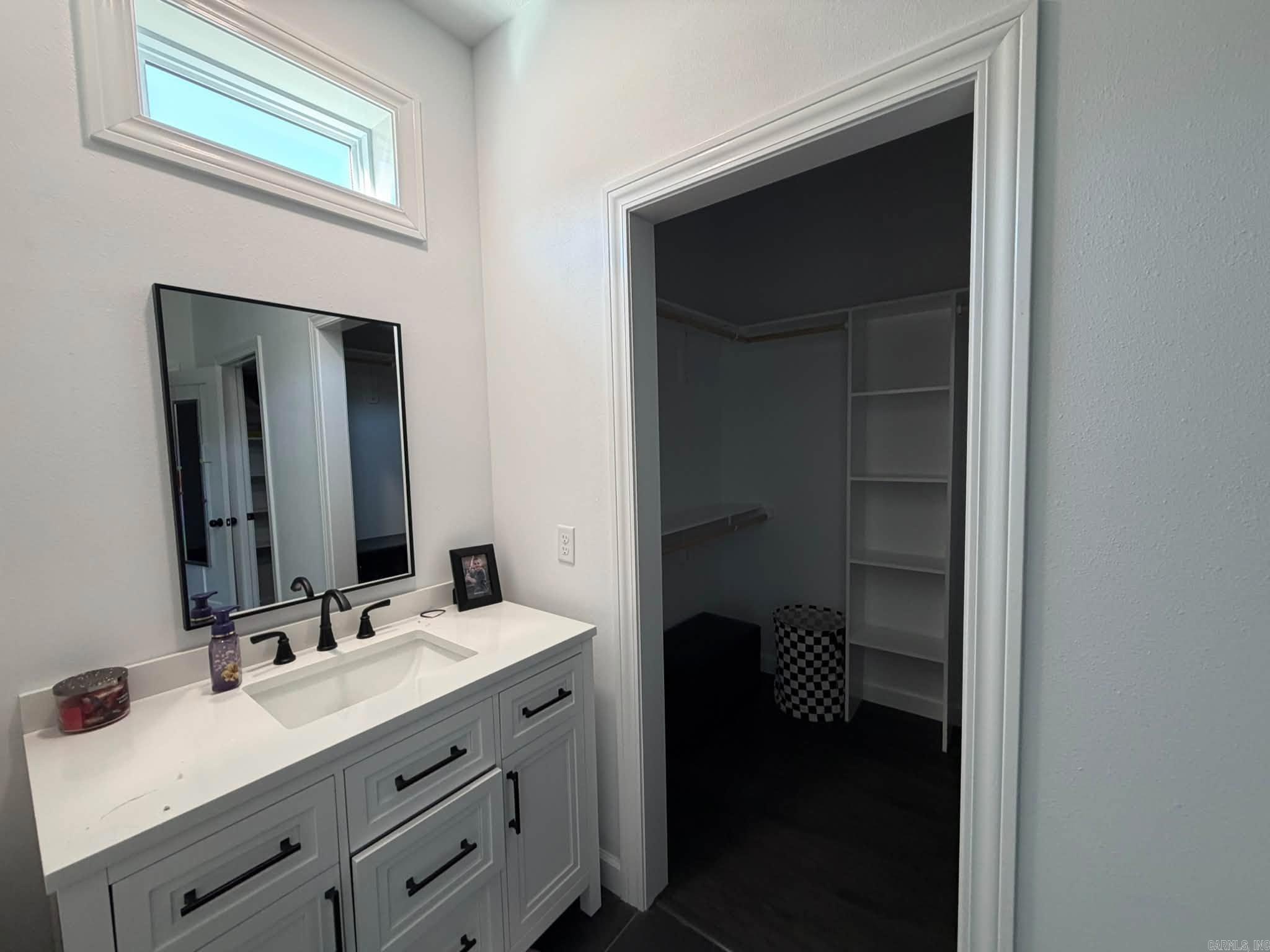 525 Harding Blvd Property Photo 24