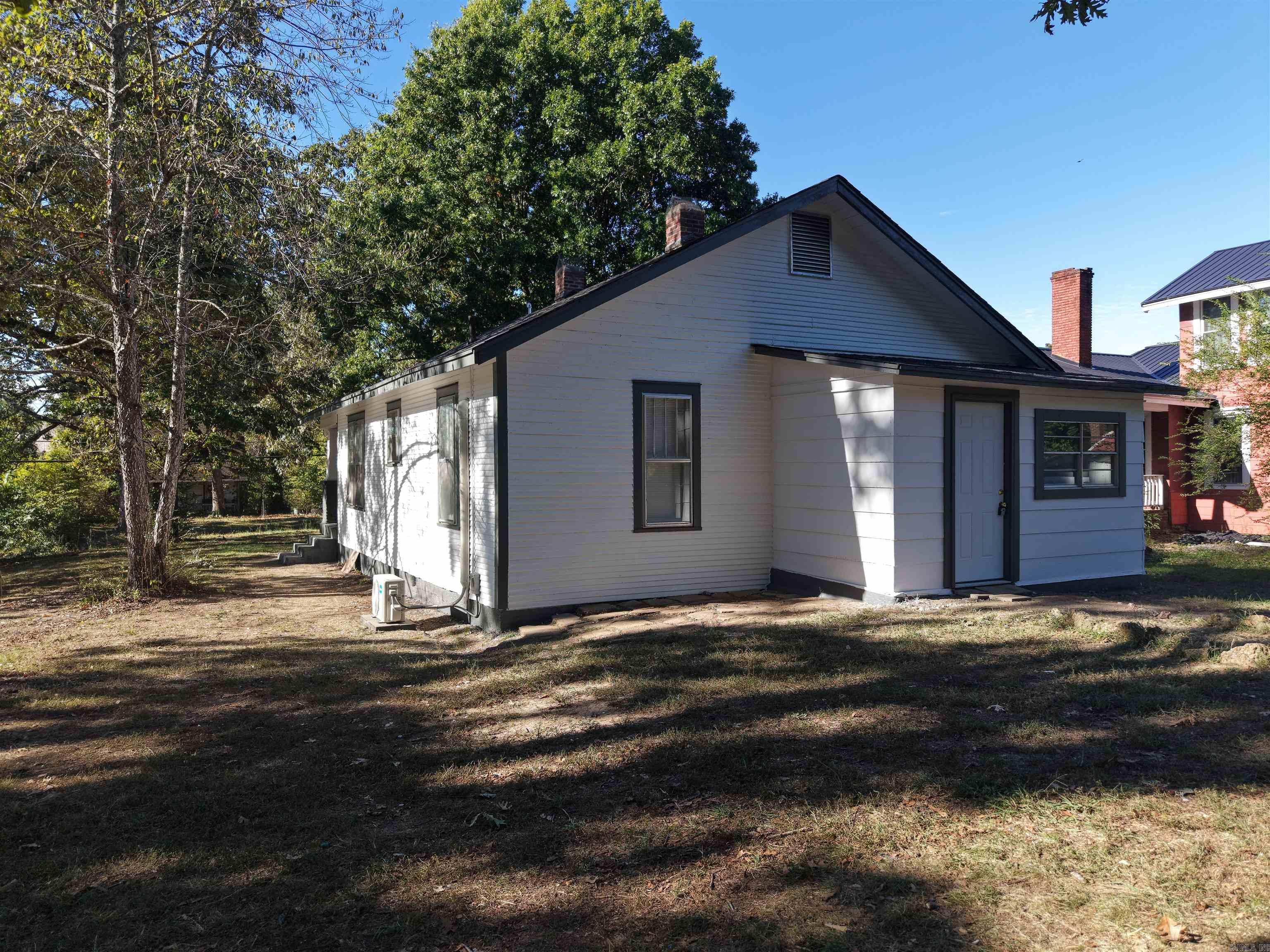 602 W Pyburn Street Property Photo 26