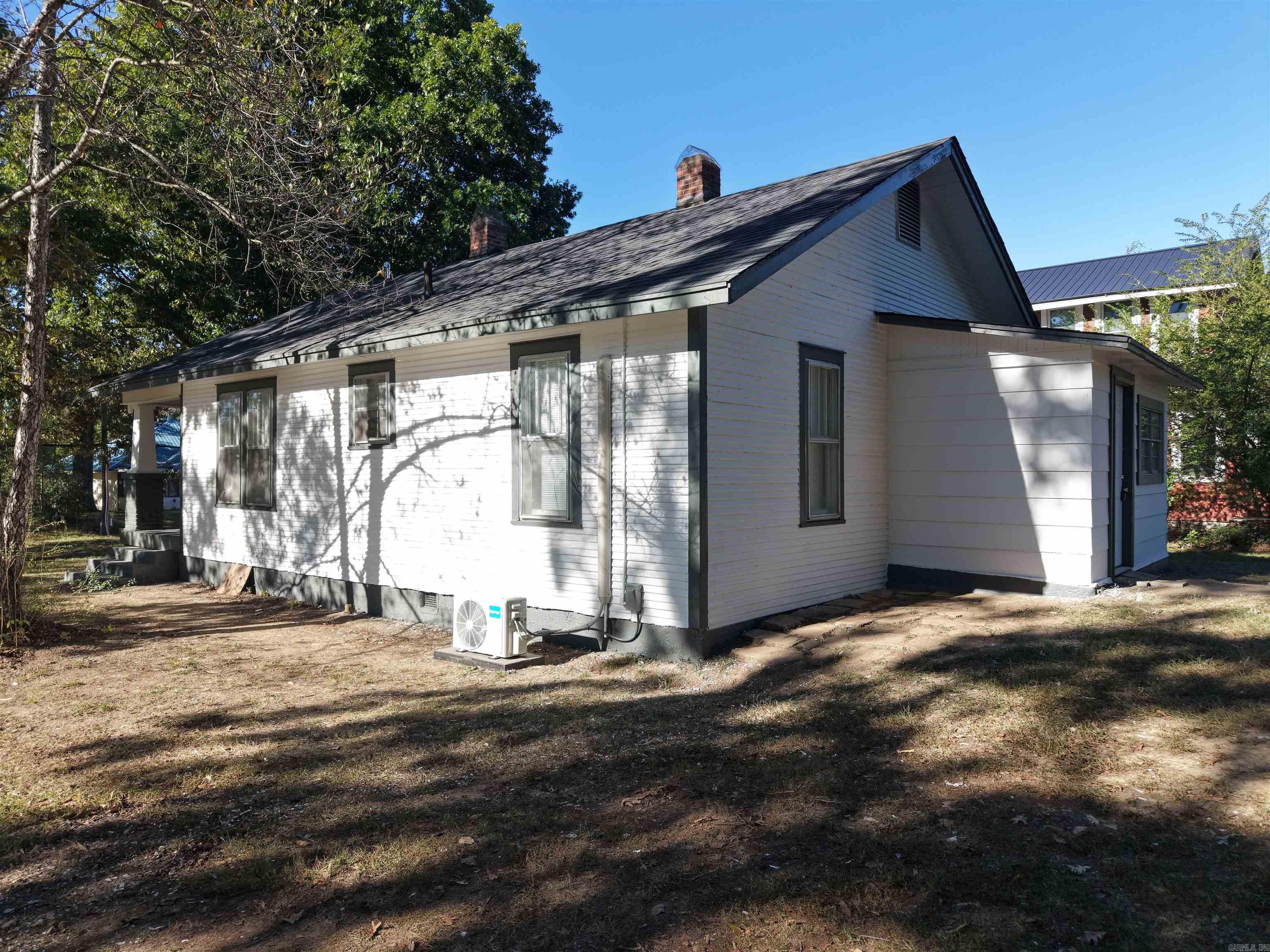 602 W Pyburn Street Property Photo 32