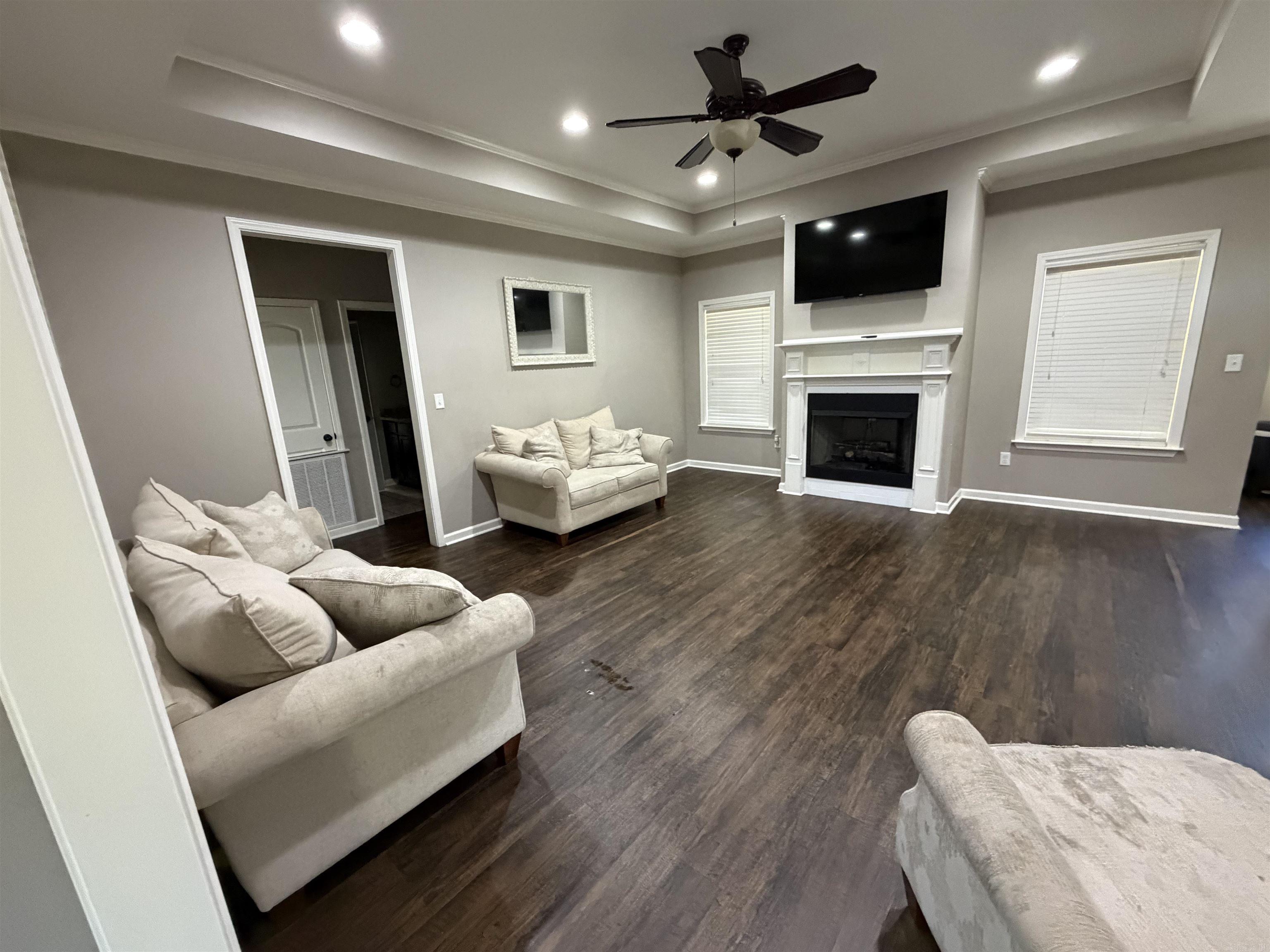805 Fairway Property Photo 3