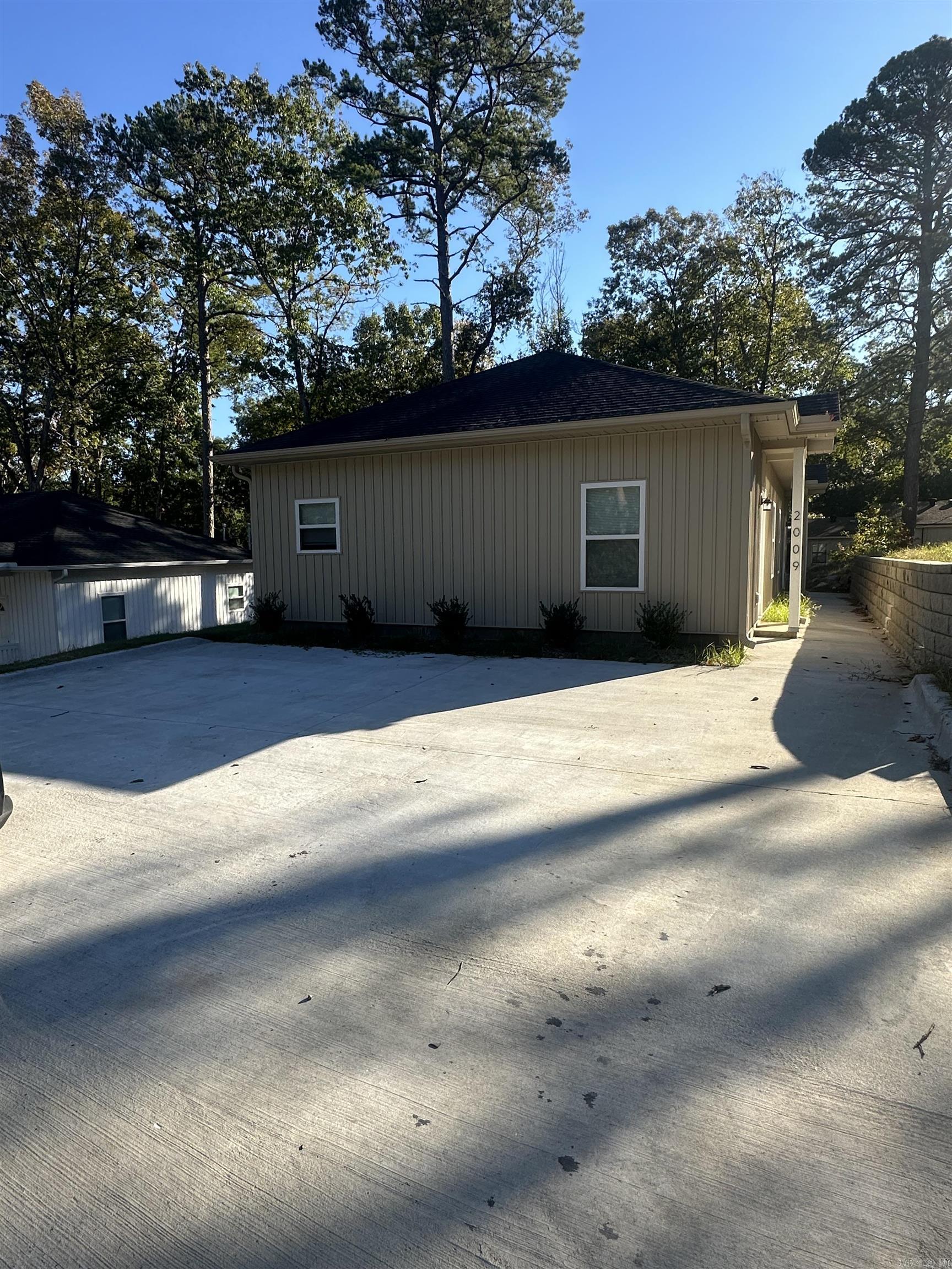 2009 Scotty Court Property Photo 1