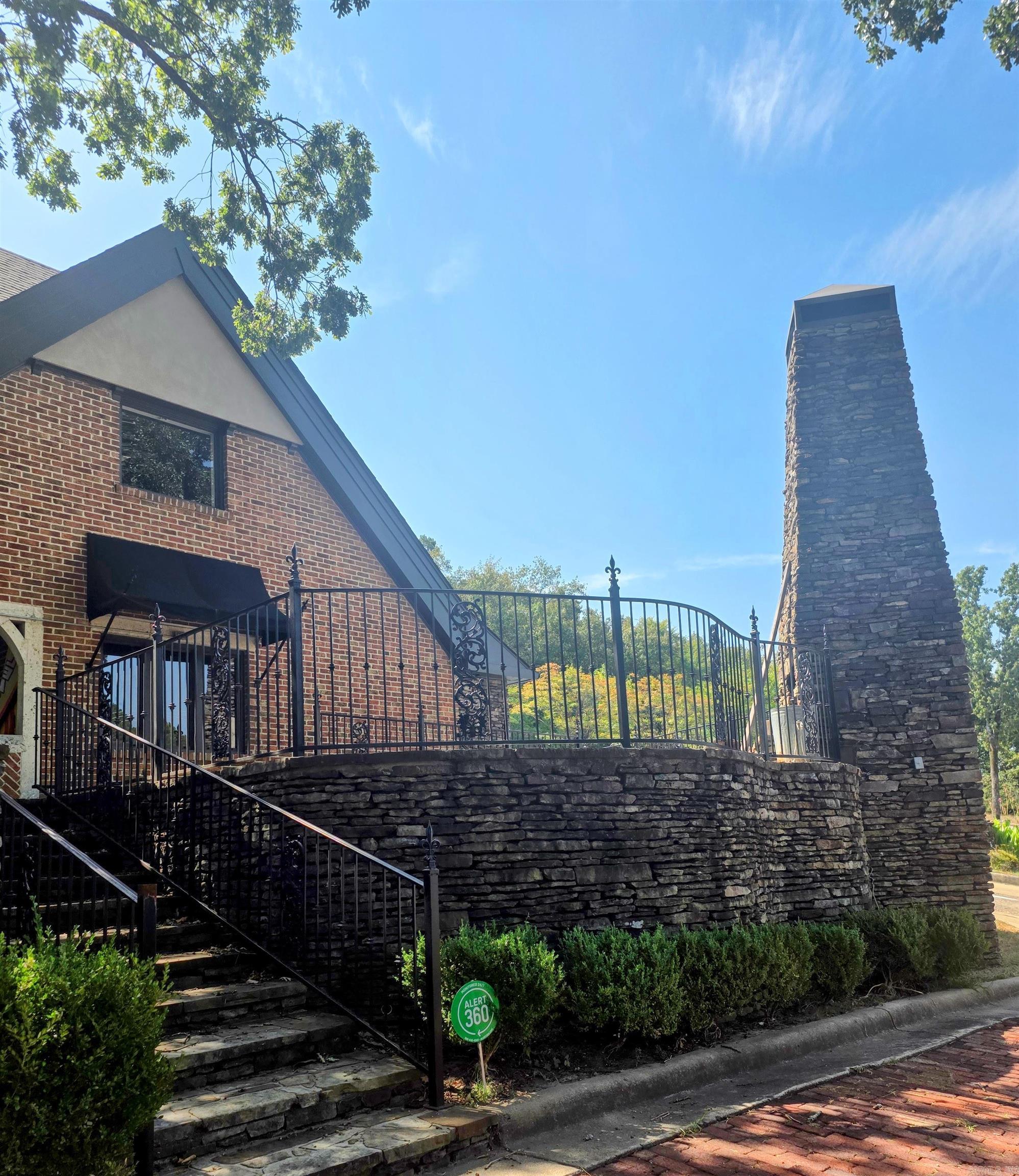 5524 Jfk Property Photo 1