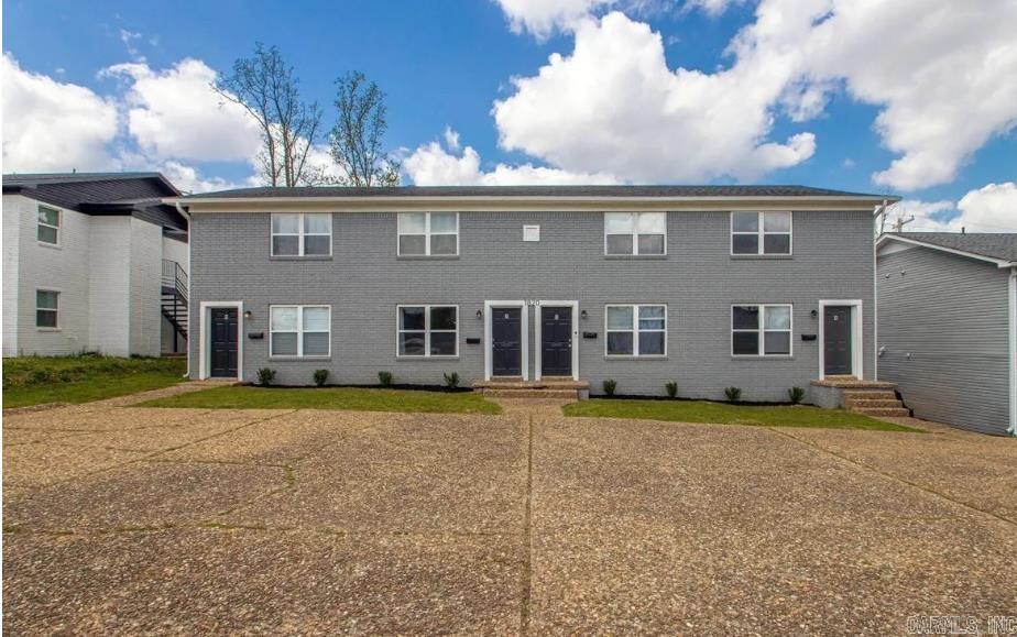 1820 Sanford Drive, Unit 1 Property Photo 1